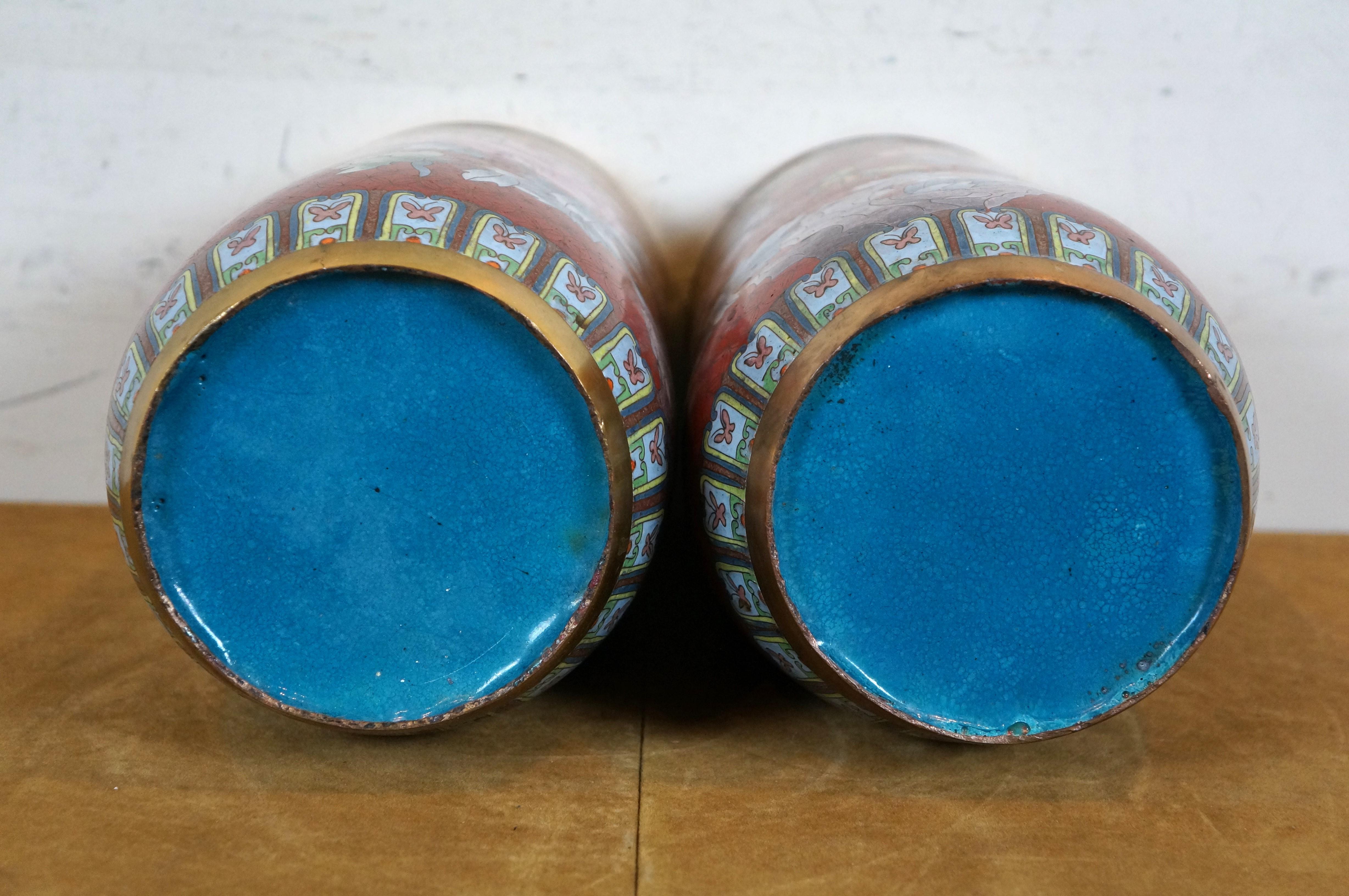 XX secolo 2 Vasi da camino cilindrici cinesi in cloisonne a forma di farfalla di crisantemo, 13