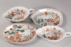 2 Chinese export porcelain jugs, each w/ dish, 19th c.