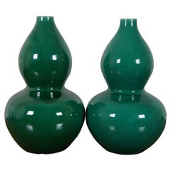 2 Chinese Ming Style Glazed Porcelain Emerald Green Double Gourd Vase Pair