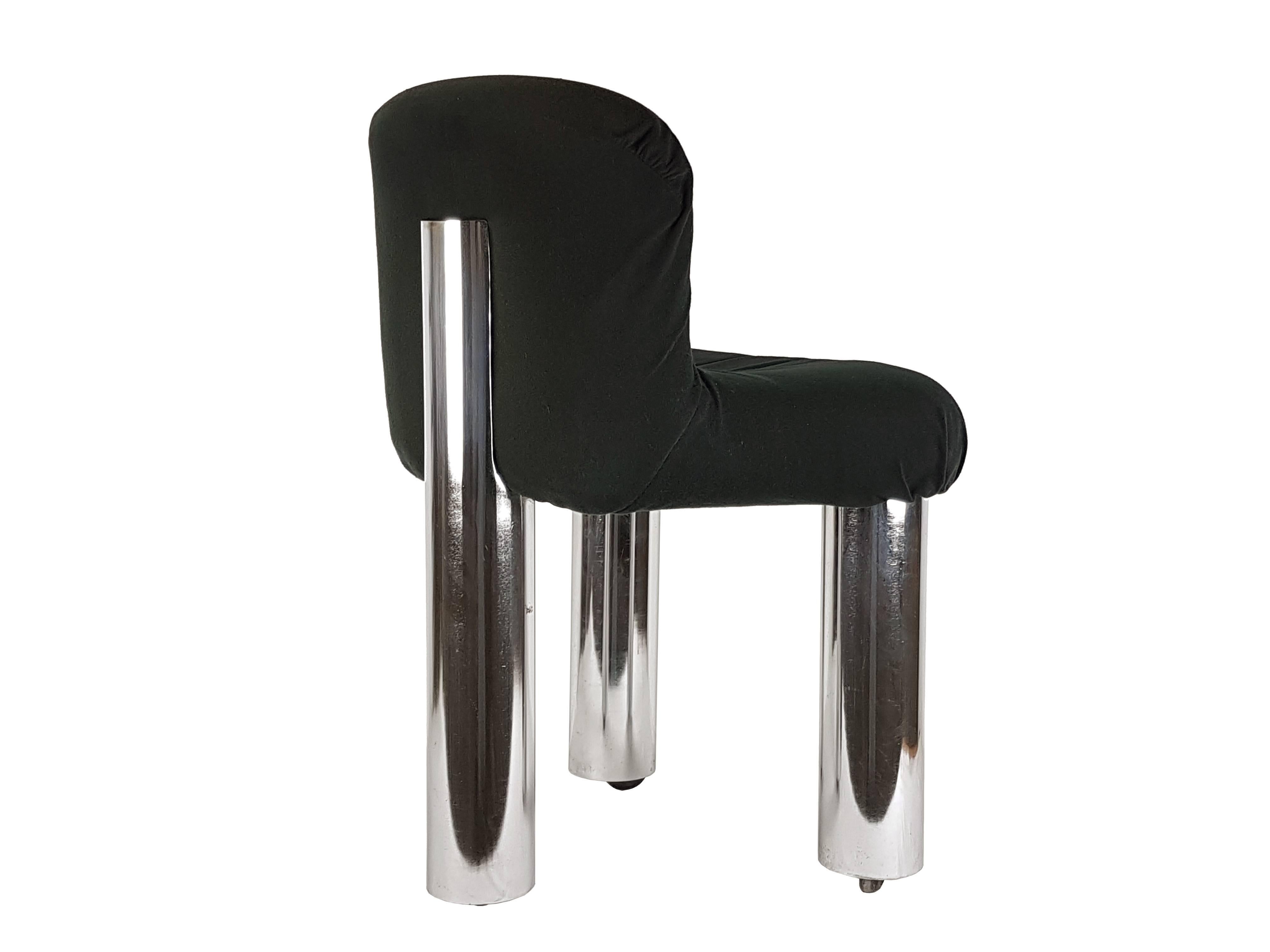 Zwei verchromte Metallstühle mit schwarzem Stoffbezug Botolo von Boeri für Arflex (Space Age)