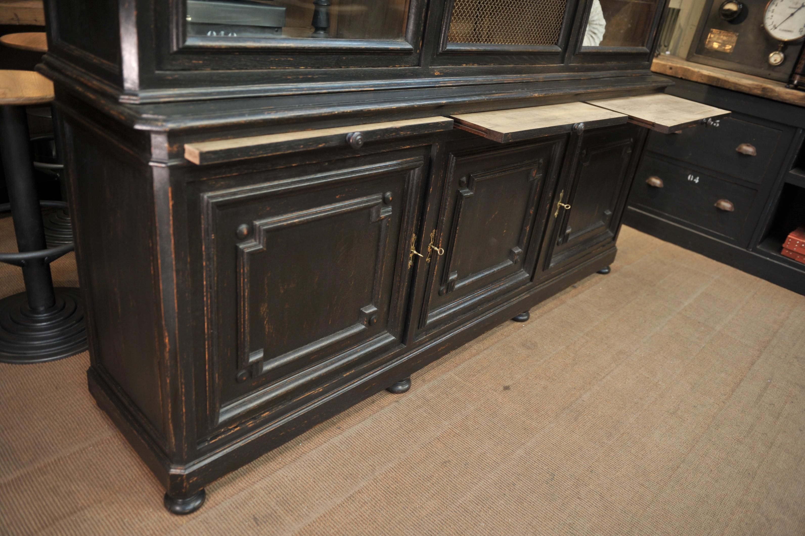 2 Corps Buffet or Bookcase in Solid Oak, circa 1900 9