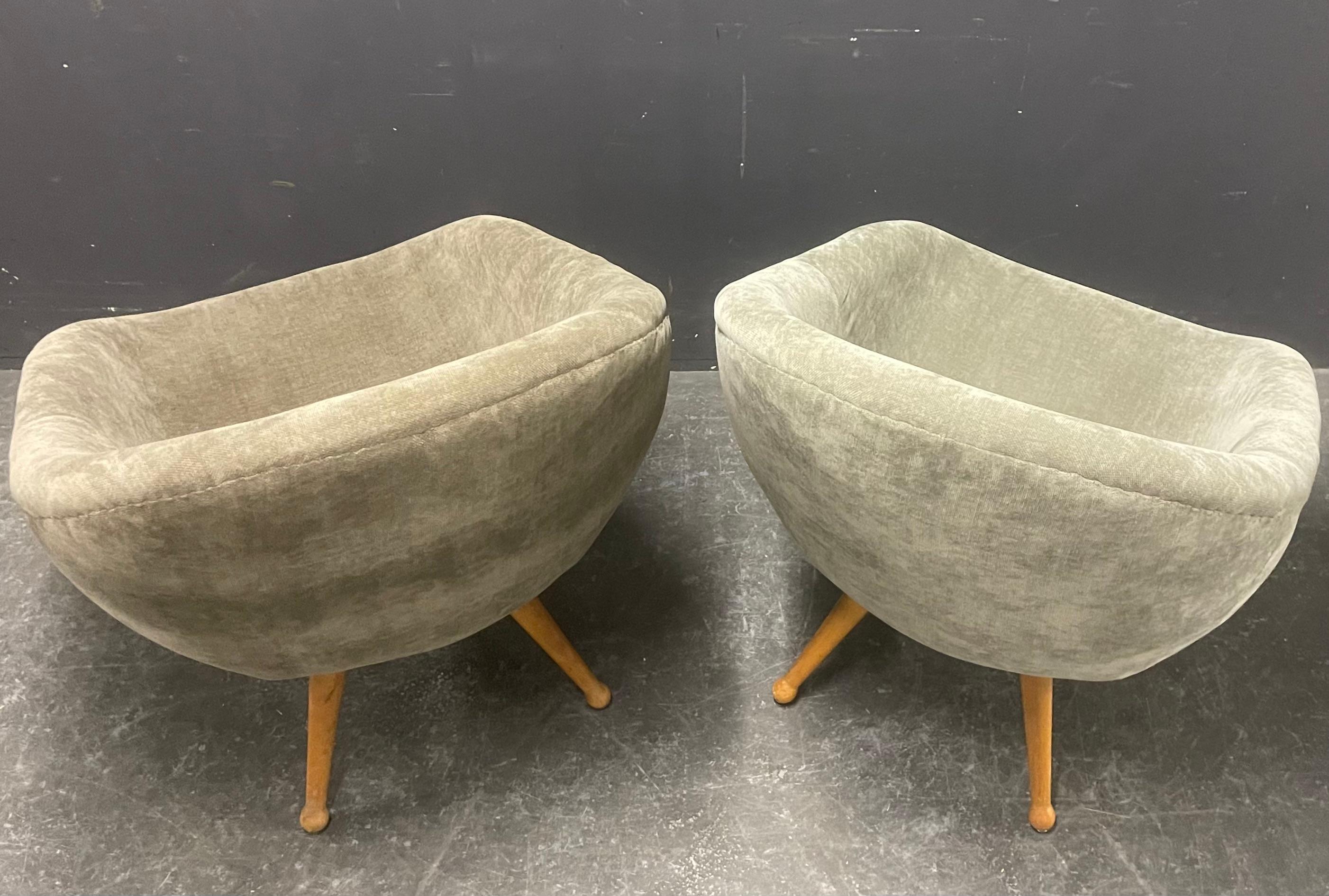 2 fauteuils confortables de France en vente 7
