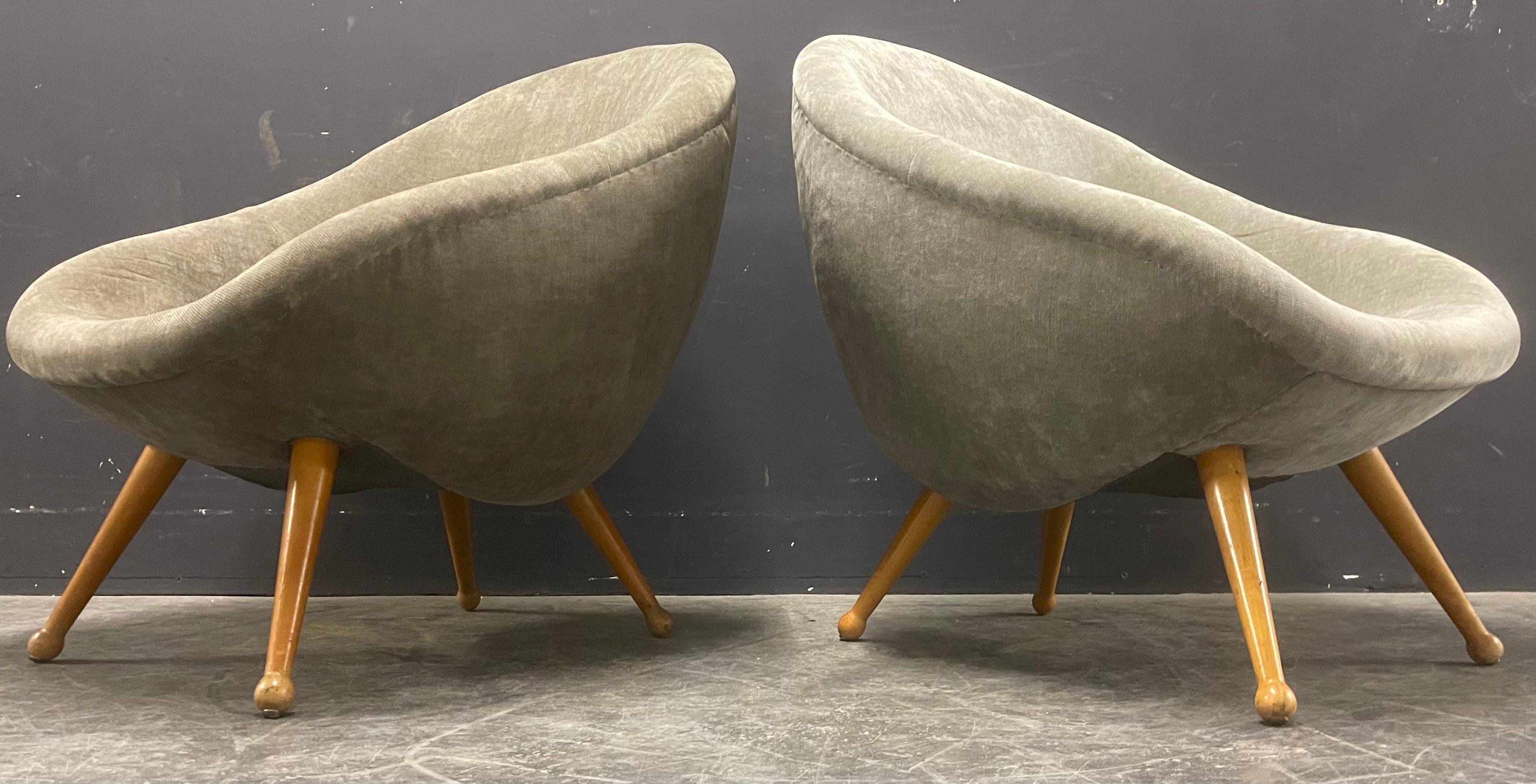 2 fauteuils confortables de France en vente 1