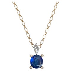 2 Karat blauer Saphir-Anhänger mit schillernden Diamanten in Marquise-Form im Rosenschliff im Rosenschliff