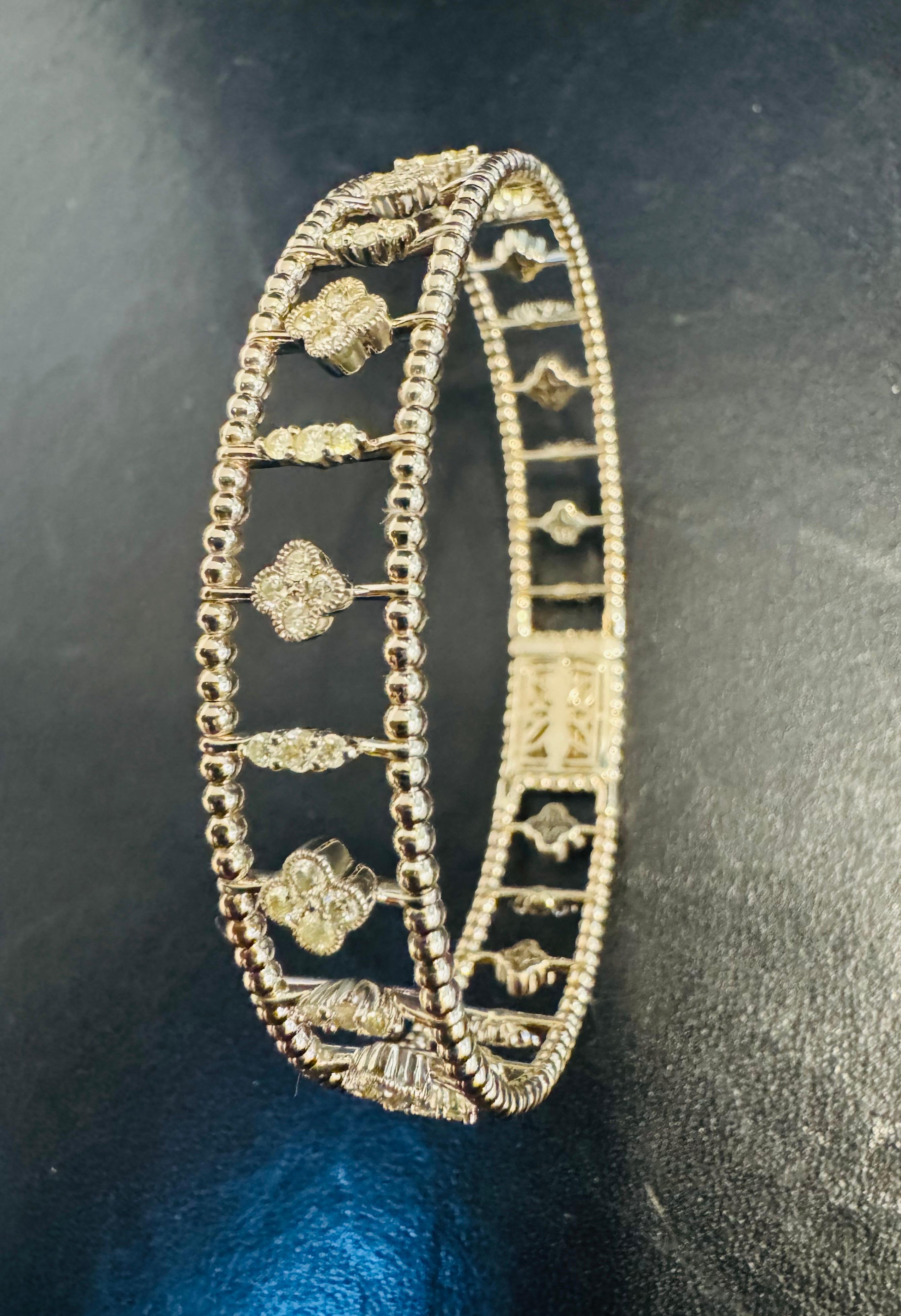 Round Cut 2 Ct Brilliant Cut Diamond Metro Women 14 Kt White Gold Diamond Bangle Bracelet For Sale