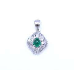 2 Ct Diamonds Cabochon Emerald Platinum Pendant, 1990