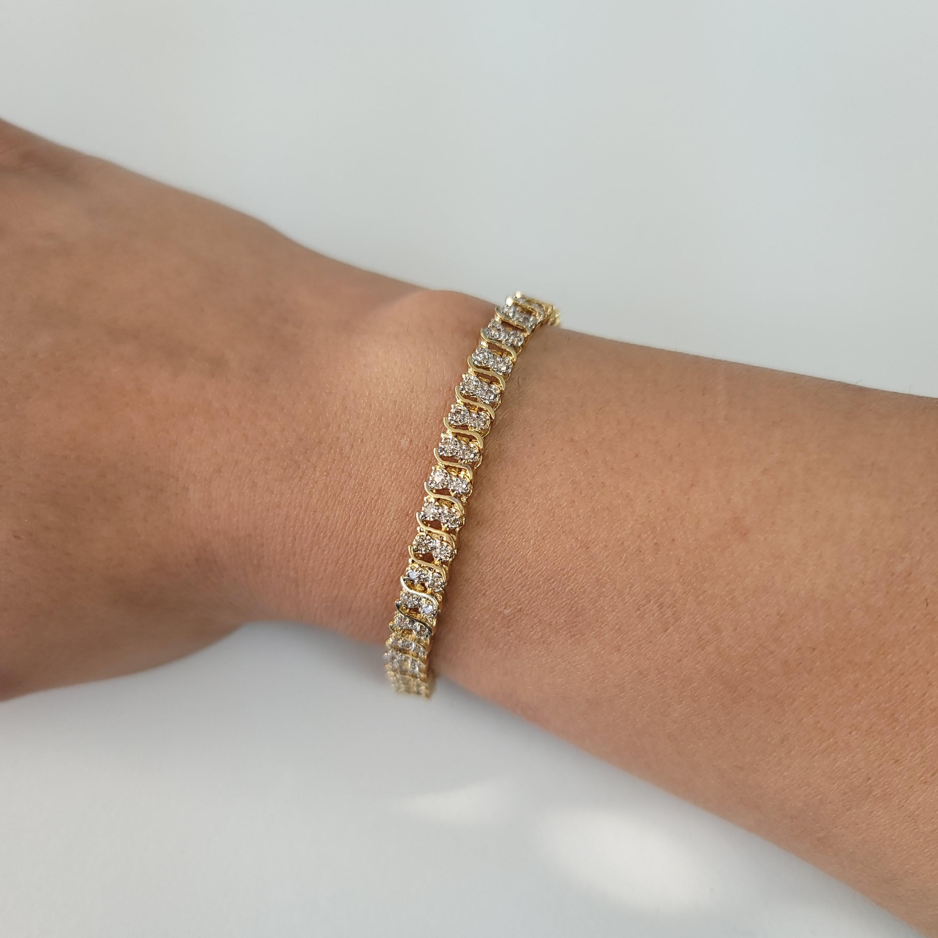 Taille ronde 2 CT. Bracelets tennis à double rangée de diamants en or jaune 14 carats en vente