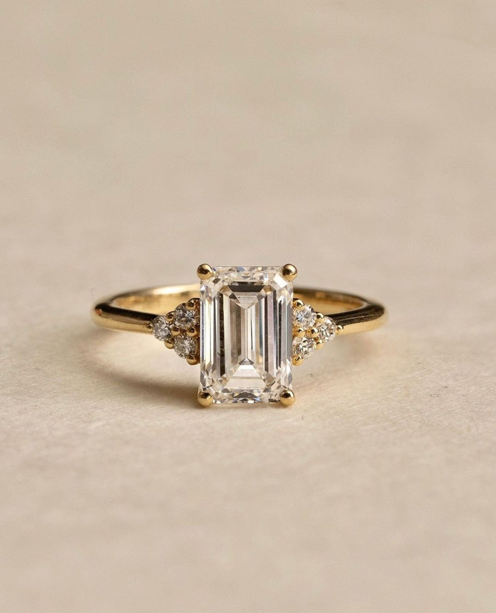2 CT Smaragdschliff Moissanit Solitär Verlobungsring 925 Sterling Silber Ring.