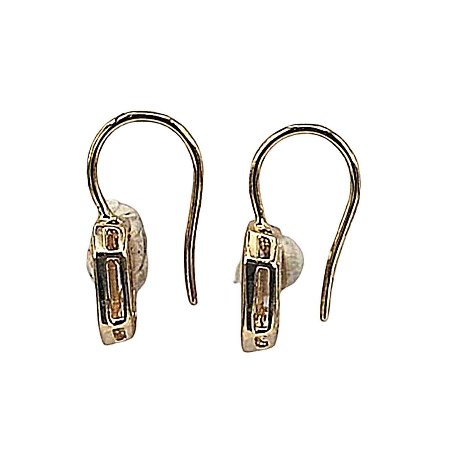 2 Ct face up cluster diamond earrings with french wires In New Condition For Sale In Khet Bang Rak, Krung Thep Maha Nakhon