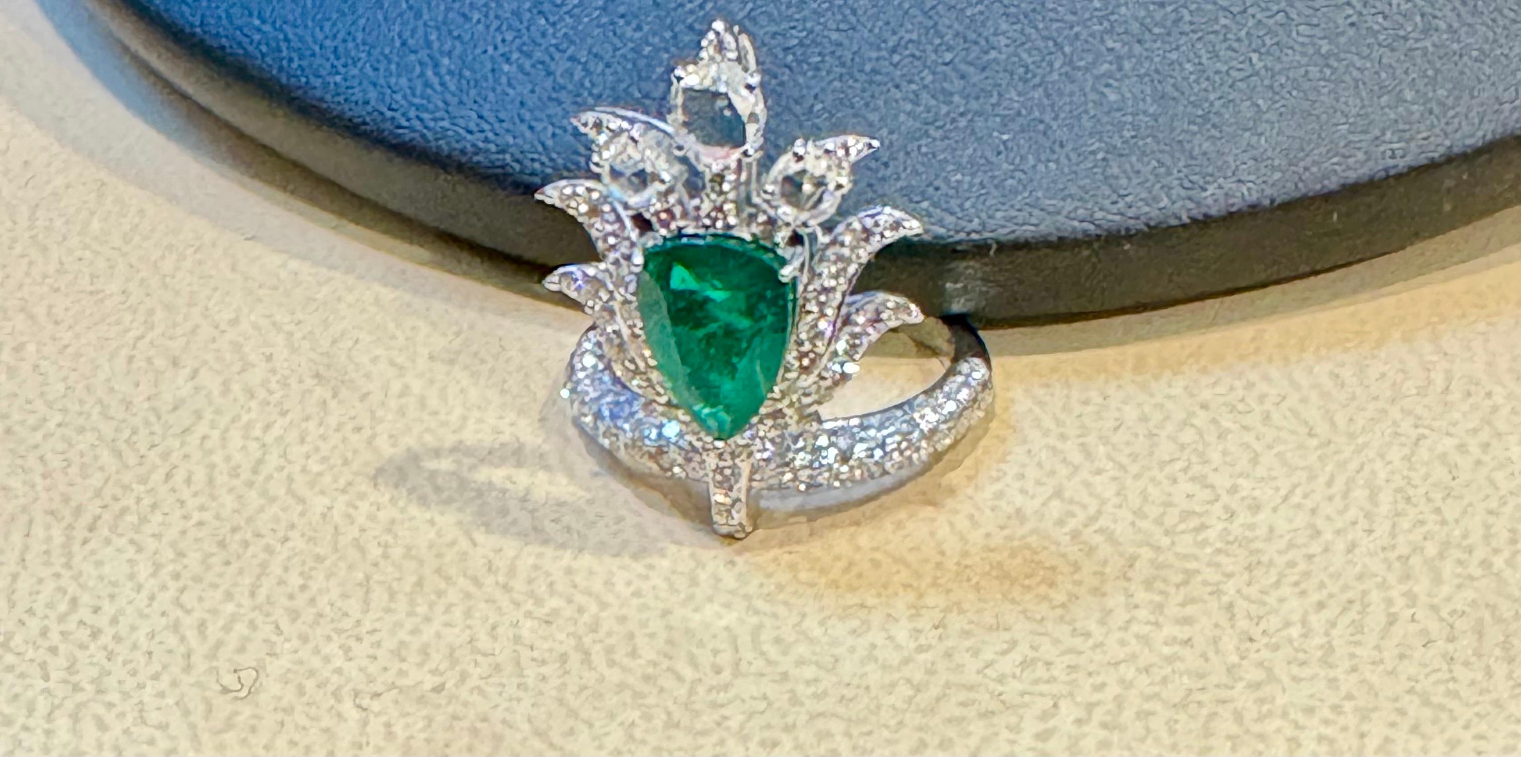 2 Ct Finest Zambian Pear Emerald & 2 Ct Diamond Ring in 18 Kt Gold Size 7 For Sale 1