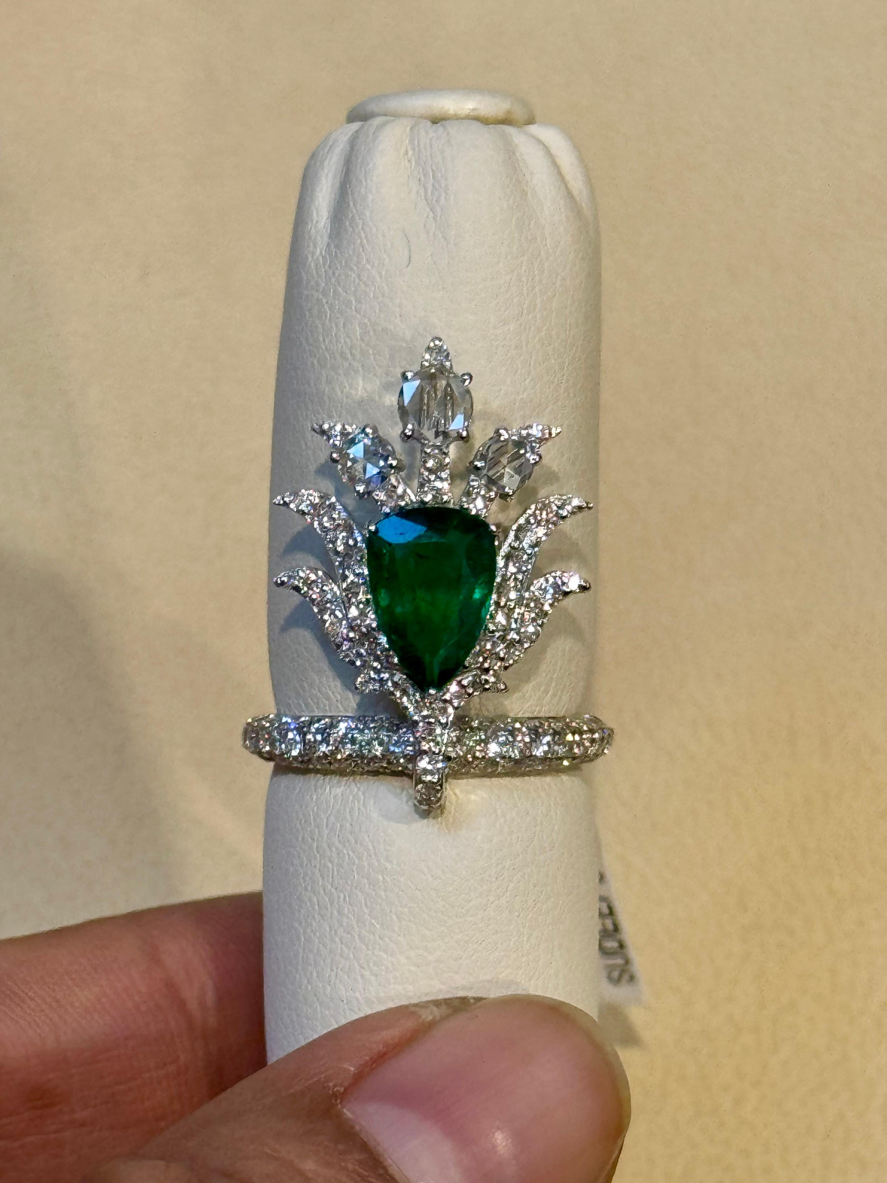 2 Ct Finest Zambian Pear Emerald & 2 Ct Diamond Ring in 18 Kt Gold Size 7 For Sale 3