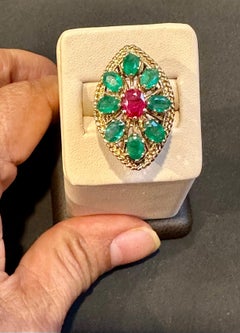 2 Ct Natural Emerald, 1 Oval Ruby Cocktail Marquise Shape Ring 14 Kt Yellow Gold