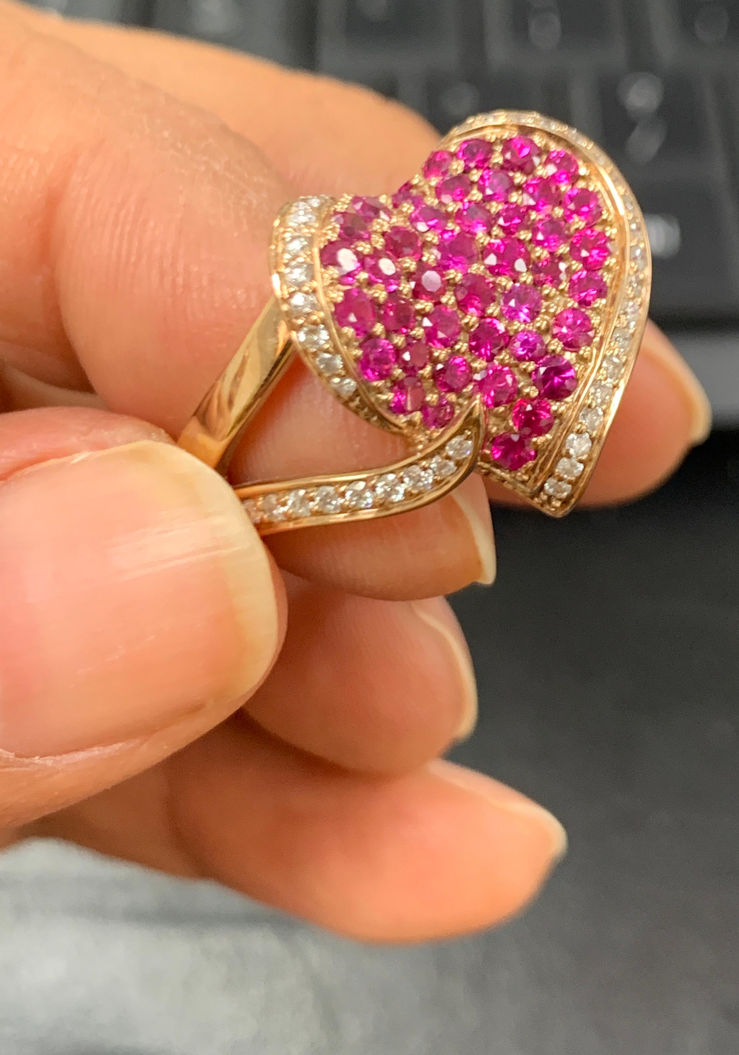 2 Carat Ruby and 0.75 Carat Diamond 18 Karat Rose Gold Heart Shape Ring For Sale 3