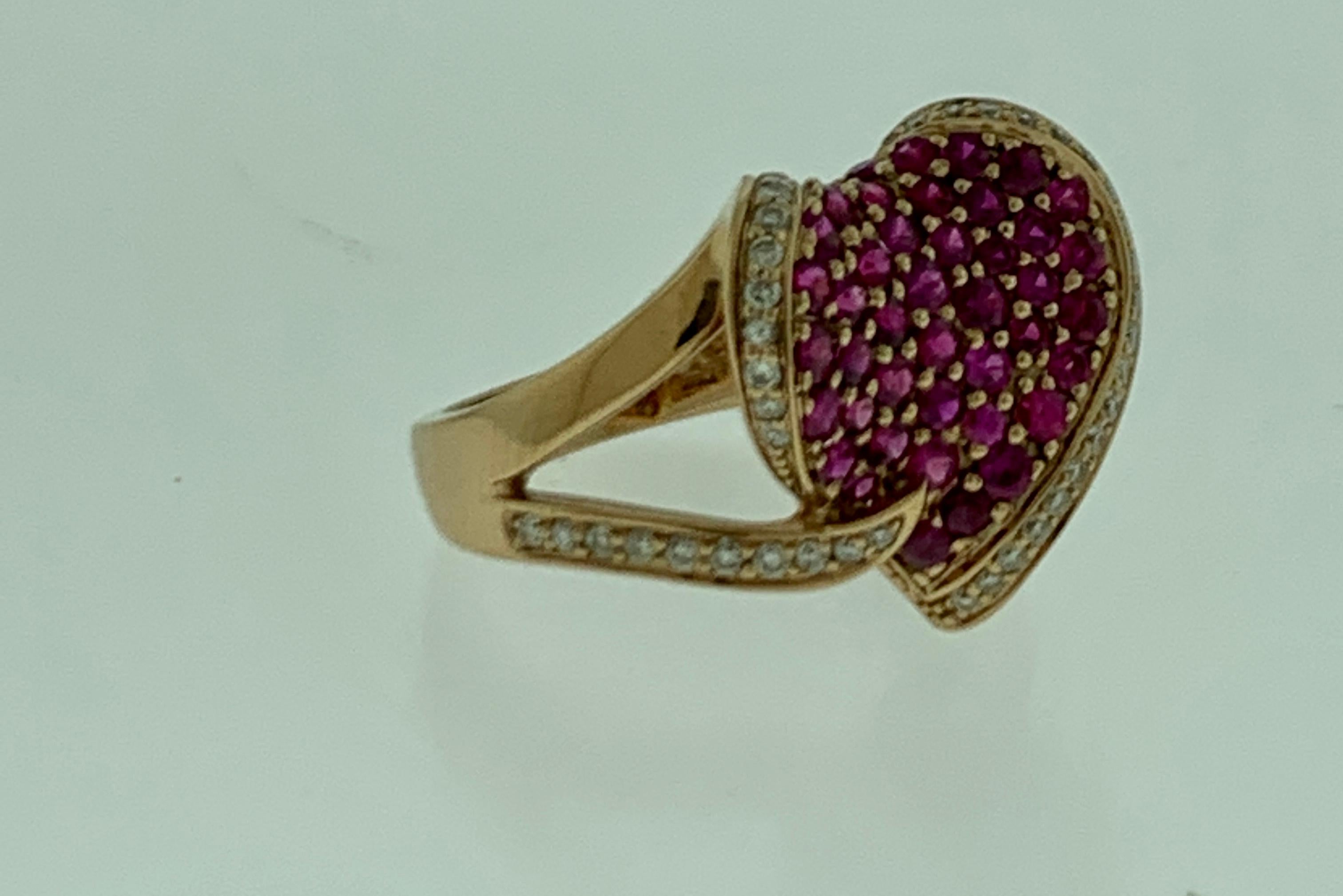 2 Carat Ruby and 0.75 Carat Diamond 18 Karat Rose Gold Heart Shape Ring In Excellent Condition For Sale In New York, NY