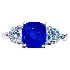 2 Ct Top quality Kashmir Natural No heat sapphire  Unheated auction clarity