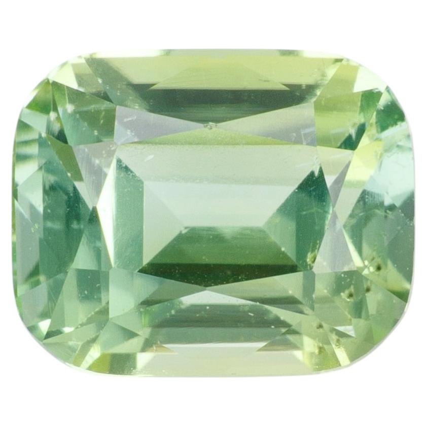 2 cts, Tourmaline vert menthe facettée en vente