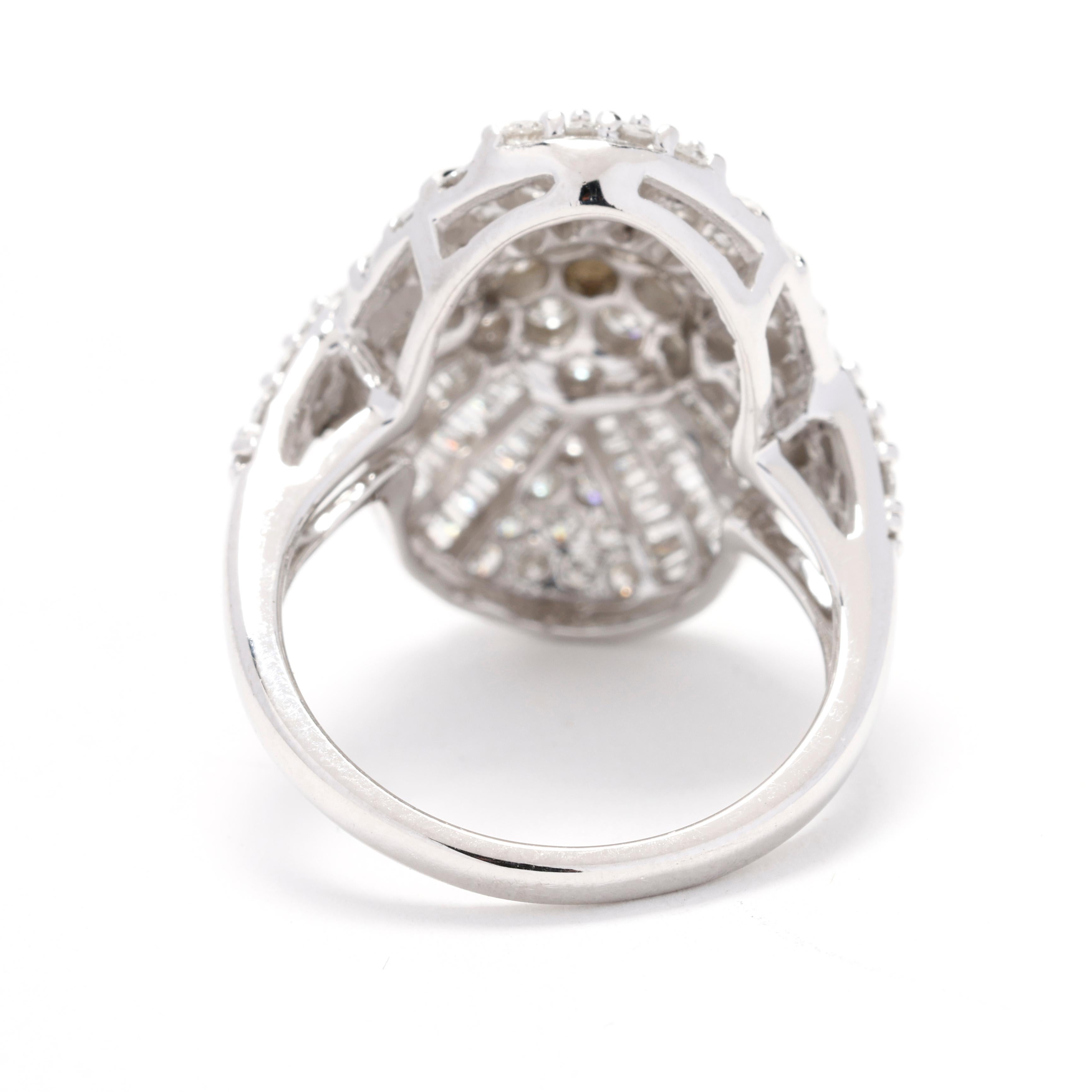 2 ctw Diamant Großer Cluster-Ring, 14k Weißgold, Ring Größe 6 (Baguette-Treppenschliff) im Angebot