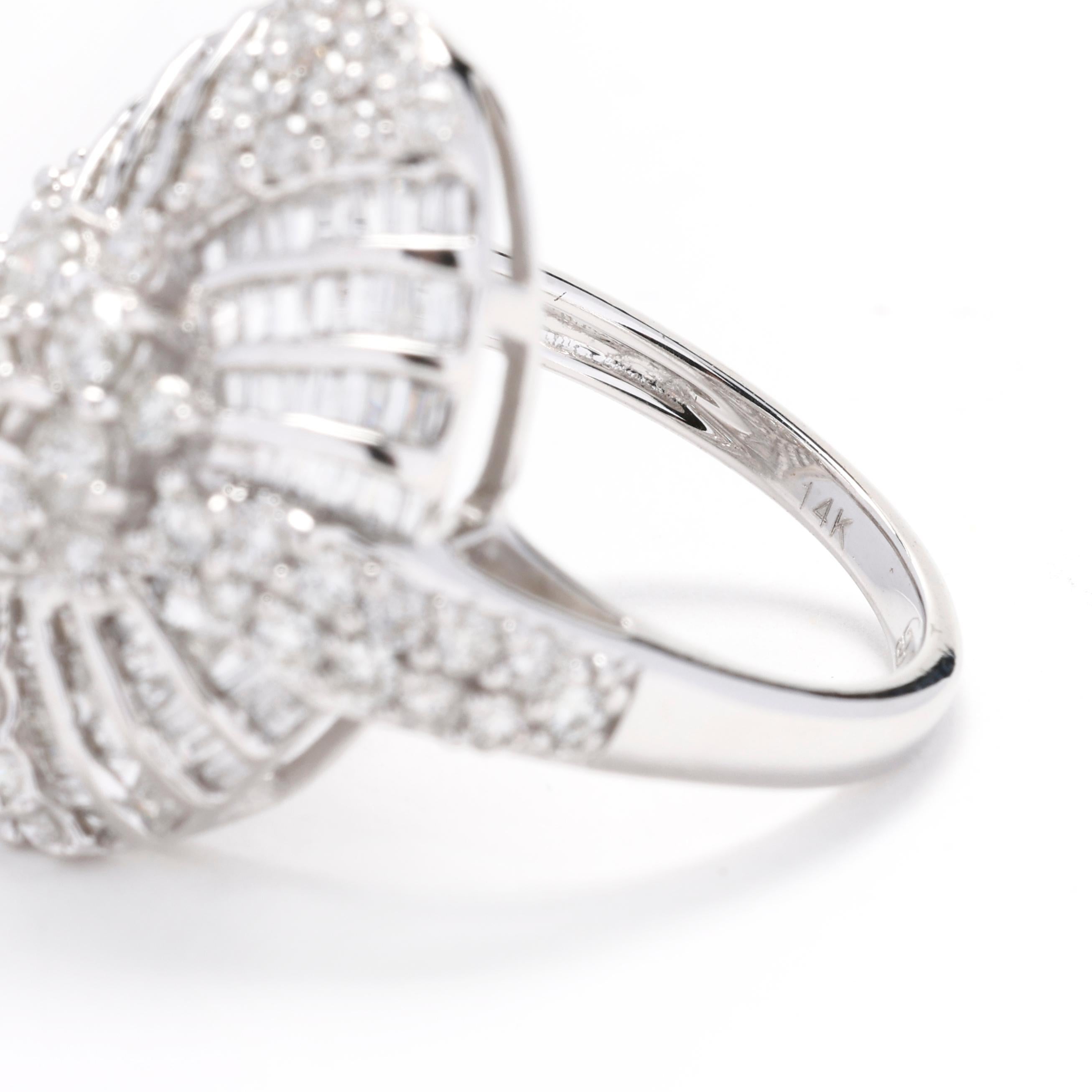 2 ctw Diamant Großer Cluster-Ring, 14k Weißgold, Ring Größe 6 für Damen oder Herren im Angebot