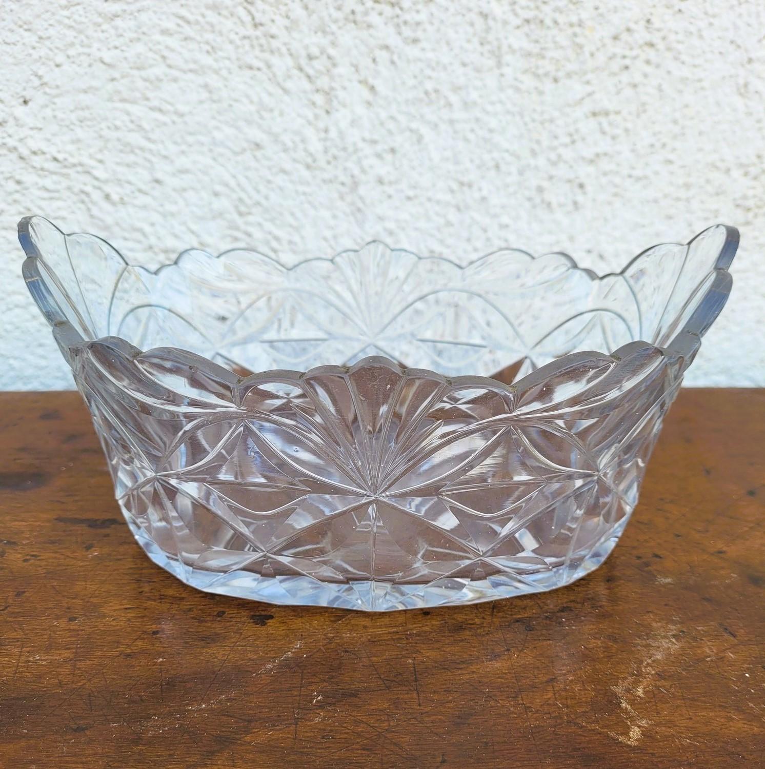 Napoleon III 2 Cut Crystal Bowls, 19th Century For Sale