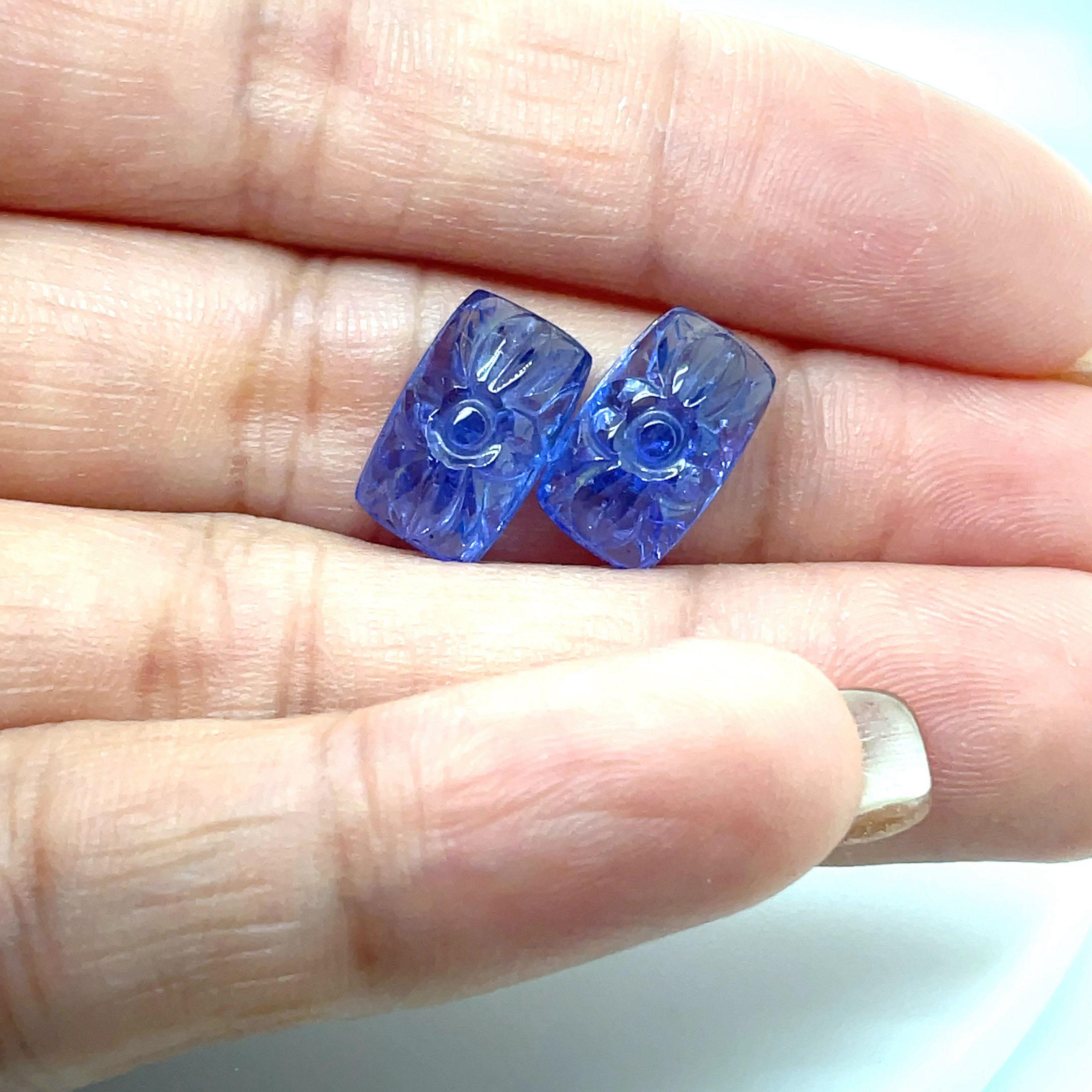 2 Dainty Carved Flower Tanzanites Cts 8.70 For Sale 9