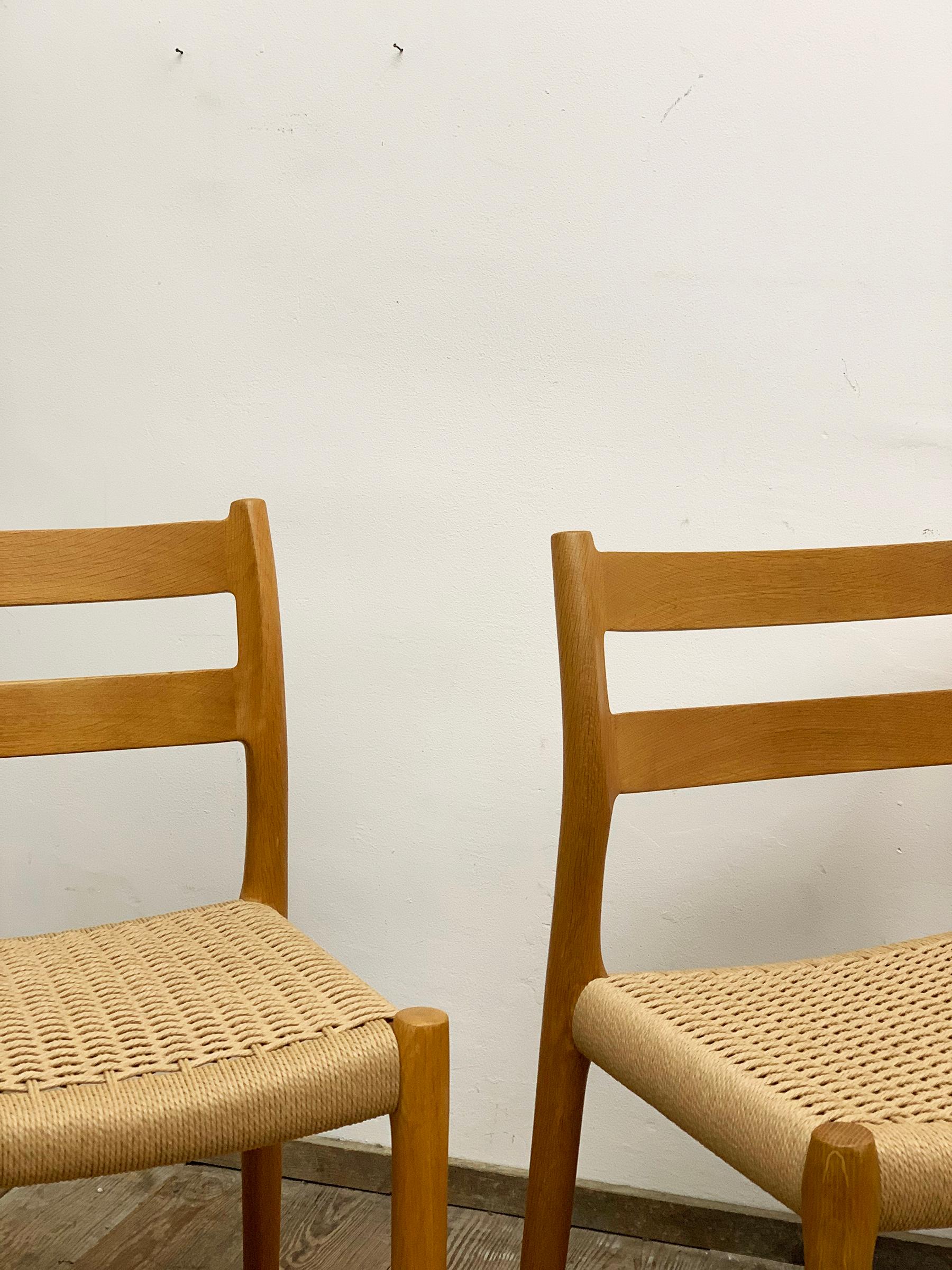 2 Danish Mid-Century Oak Dining Chairs #84 by Niels O. Møller for J. L. Moller 4