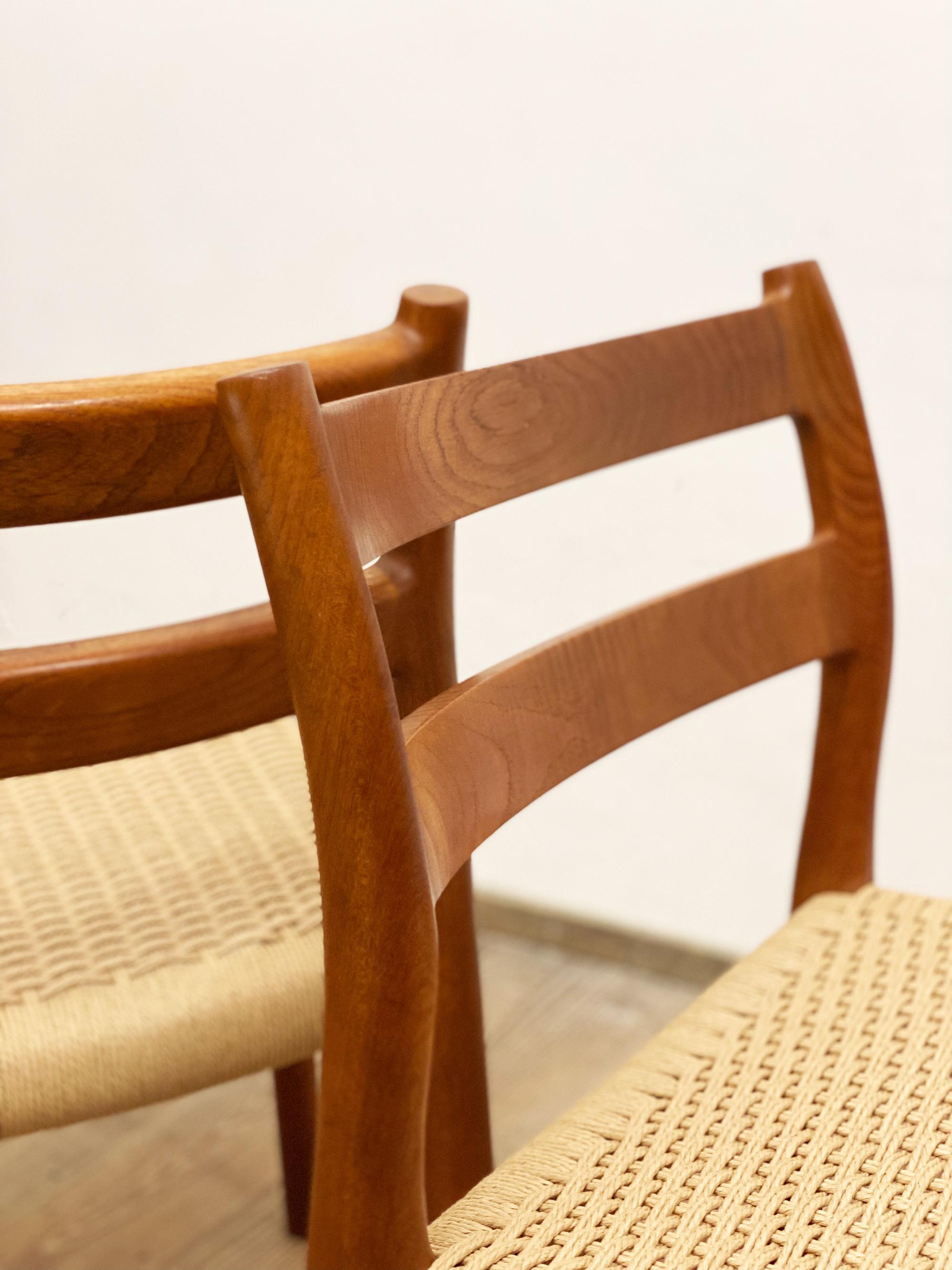 2 Danish Mid-Century Teak Dining Chairs #84 by Niels O. Møller for J. L. Moller For Sale 2