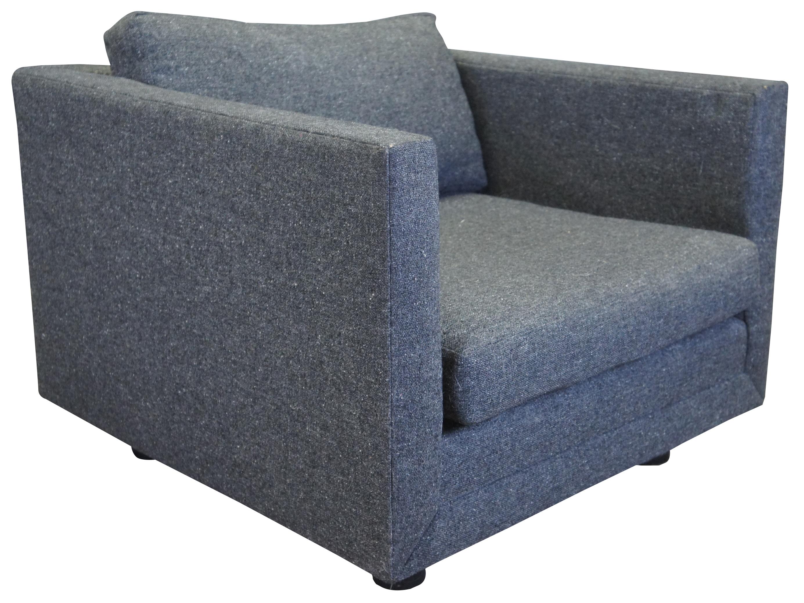 2 David Edward Mid-Century Modern Grey Cube Wool Club Arm Lounge Chairs Pair In Good Condition In Dayton, OH