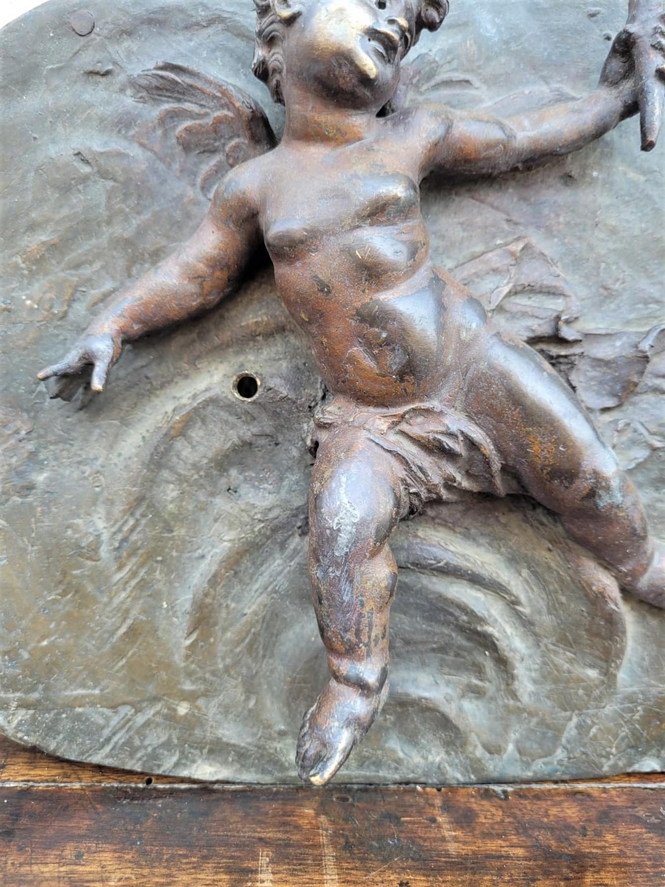 2 Decorative Bronze Plates With Putti, XIXth Century In Good Condition For Sale In MARSEILLE, FR