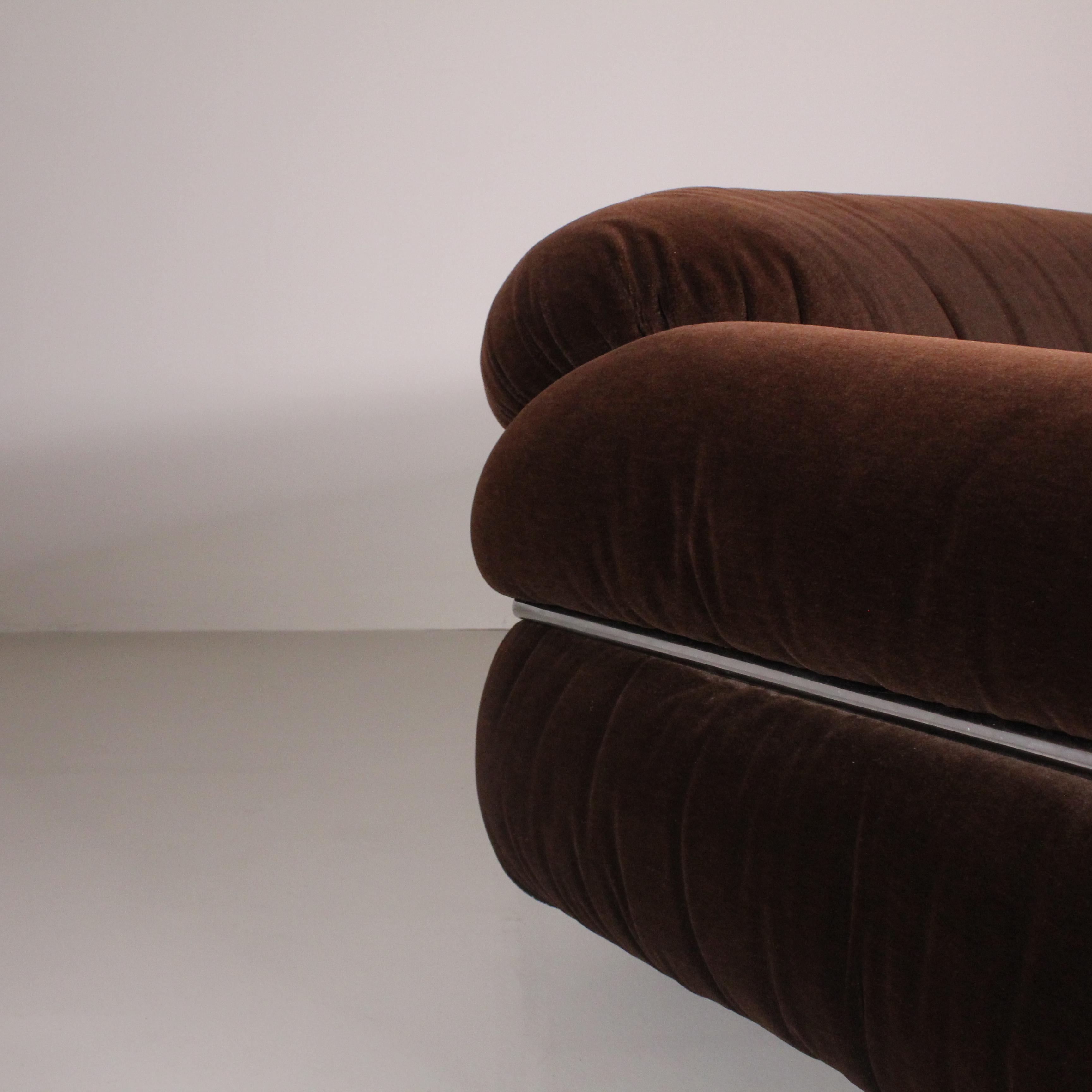 2 Sesann sofas Gianfranco Frattini Cassina 4