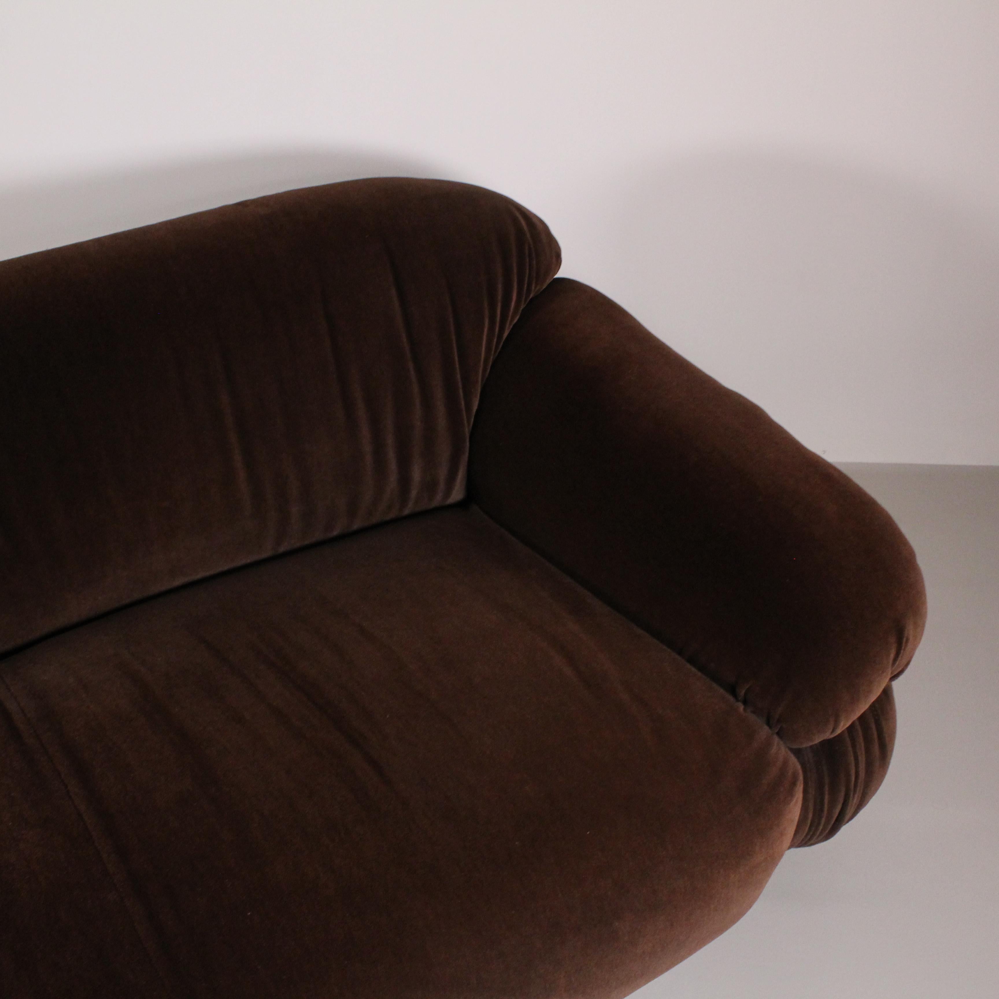 2 Sesann sofas Gianfranco Frattini Cassina 6