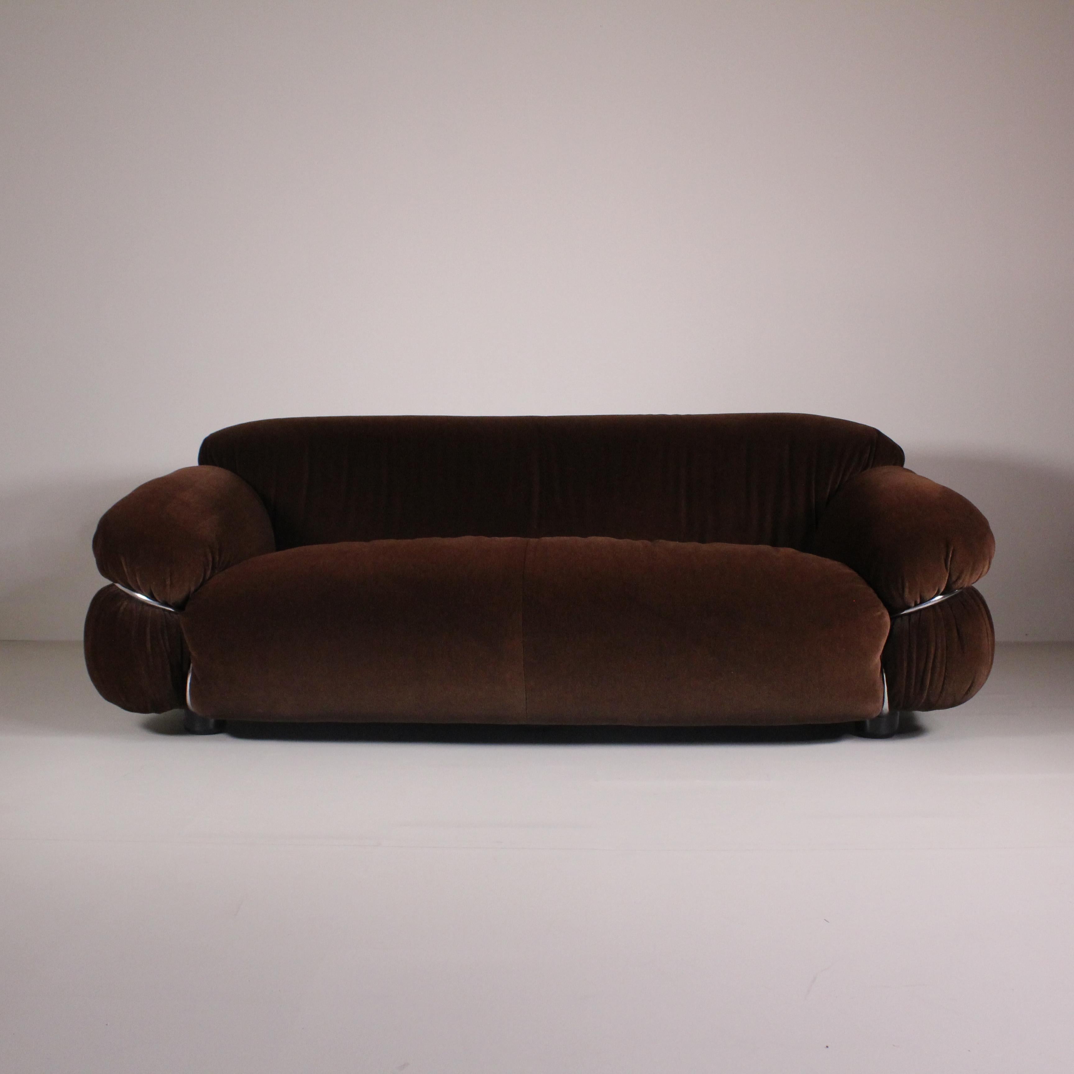 2 Sesann sofas Gianfranco Frattini Cassina In Good Condition In Milano, Lombardia