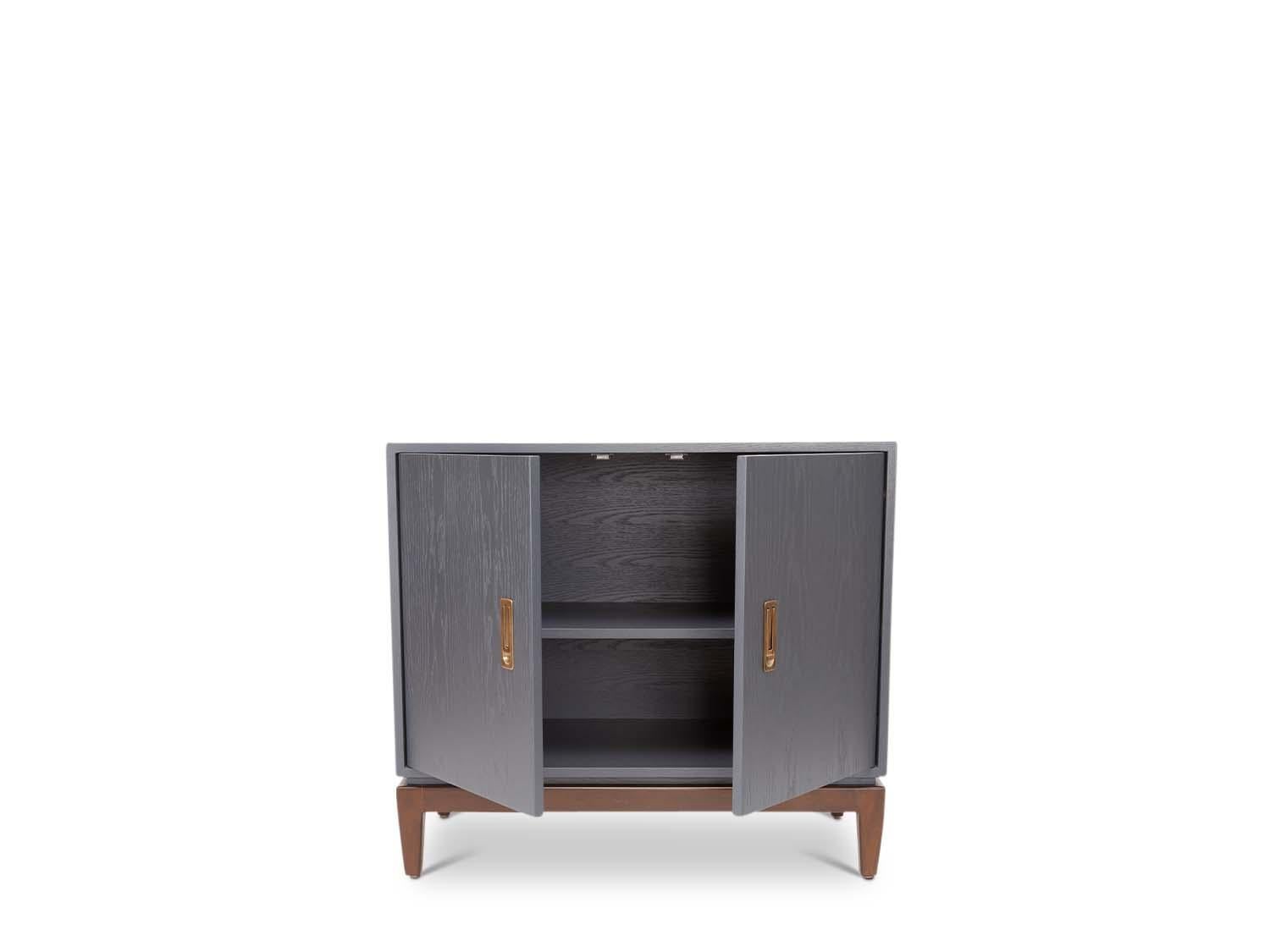 2-türiger Arcadia-Schrank von Lawson-Fenning (amerikanisch) im Angebot