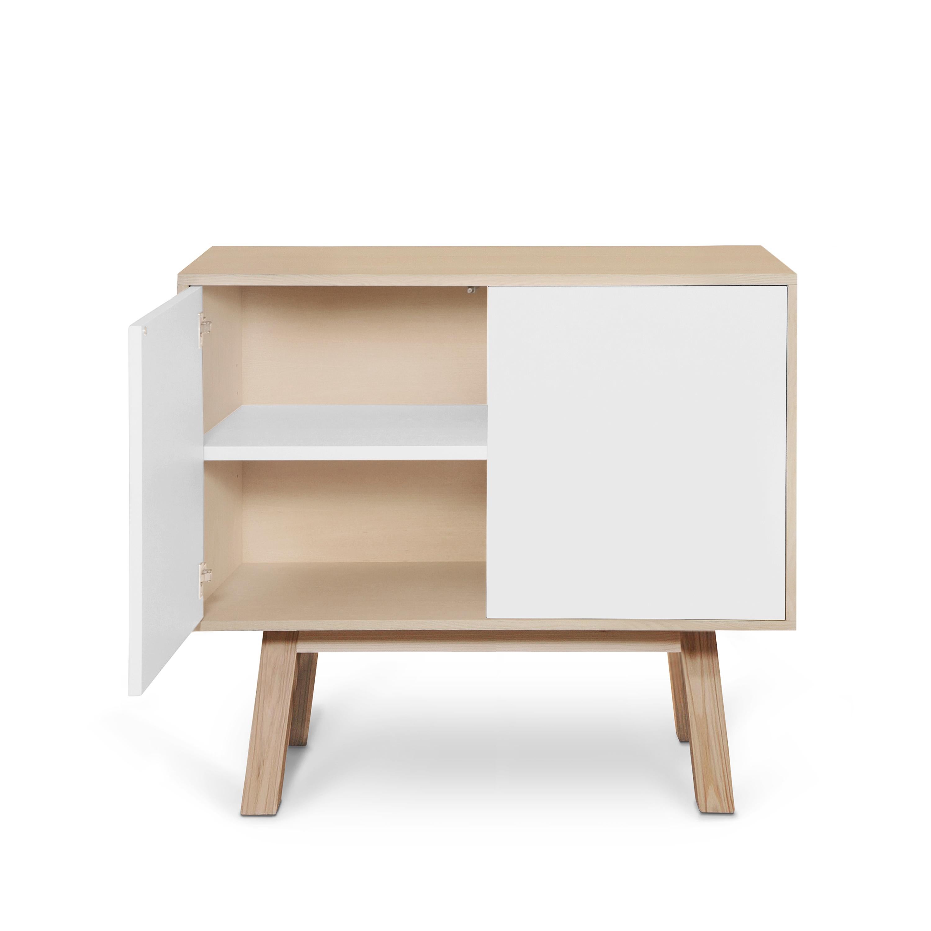 2-door scandinavian cabinet by Eric Gizard, Paris white + 10 other colours In New Condition For Sale In Landivy, FR