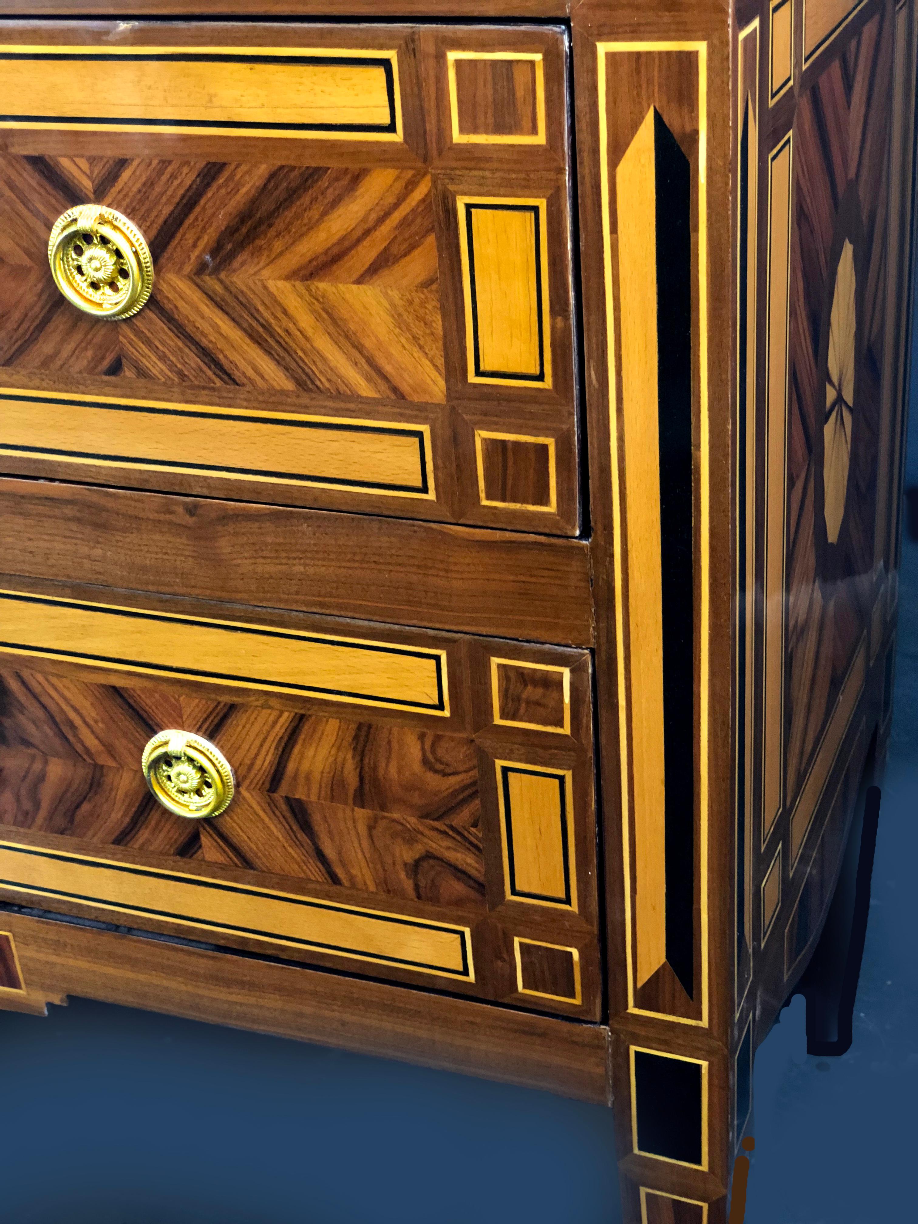 20th Century 2-Drawer Hall Commode with Outstanding Parquetry