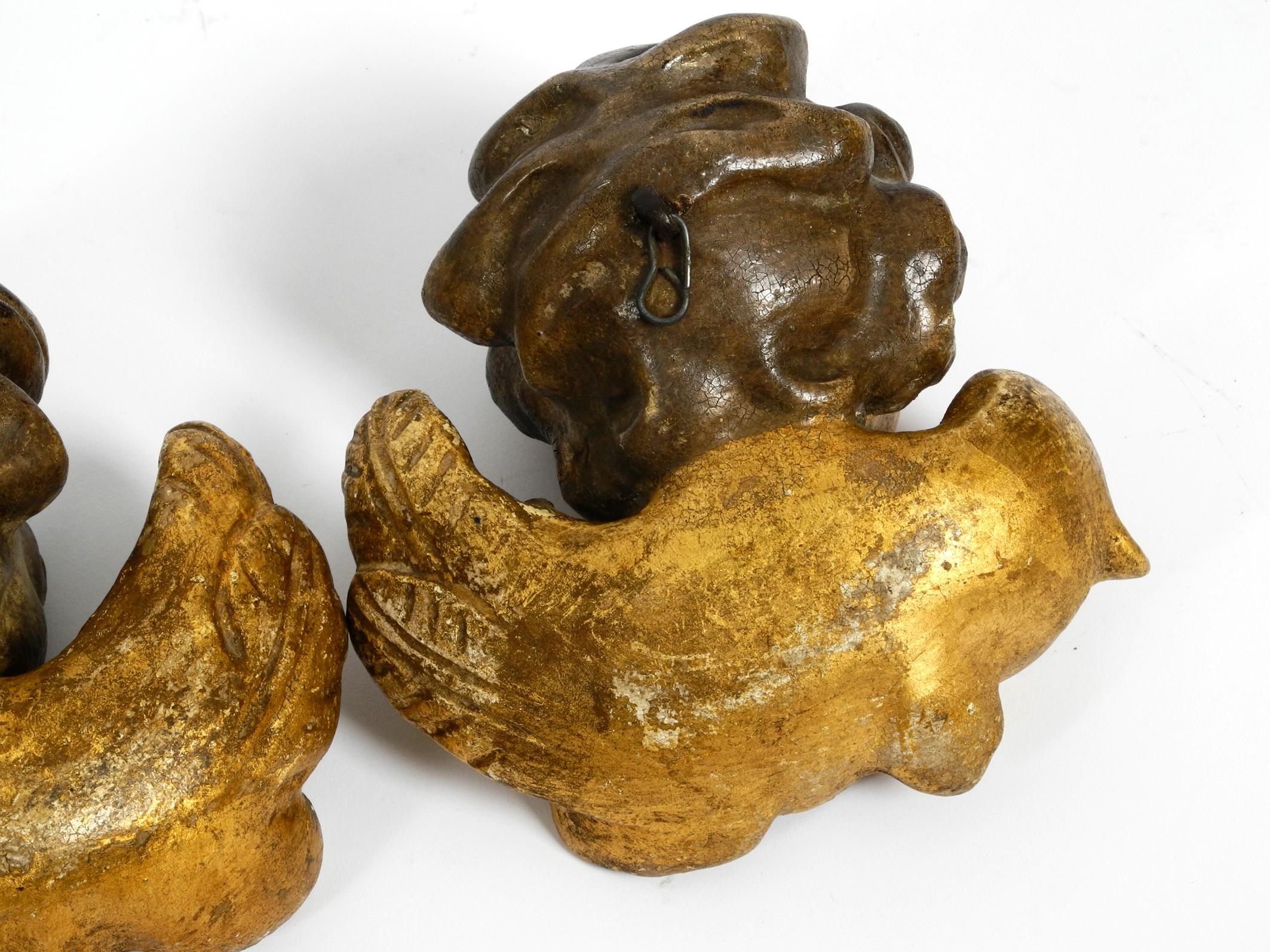 2 Enchanting Little Handmade Italian Wooden Angel Heads from the 1930s to Hang 7