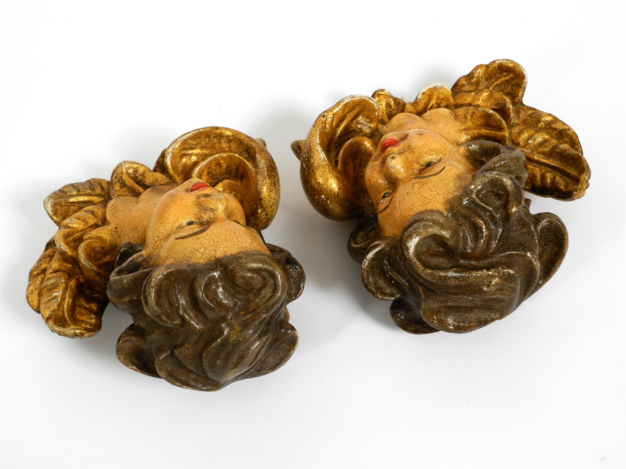 Mid-20th Century 2 Enchanting Little Handmade Italian Wooden Angel Heads from the 1930s to Hang