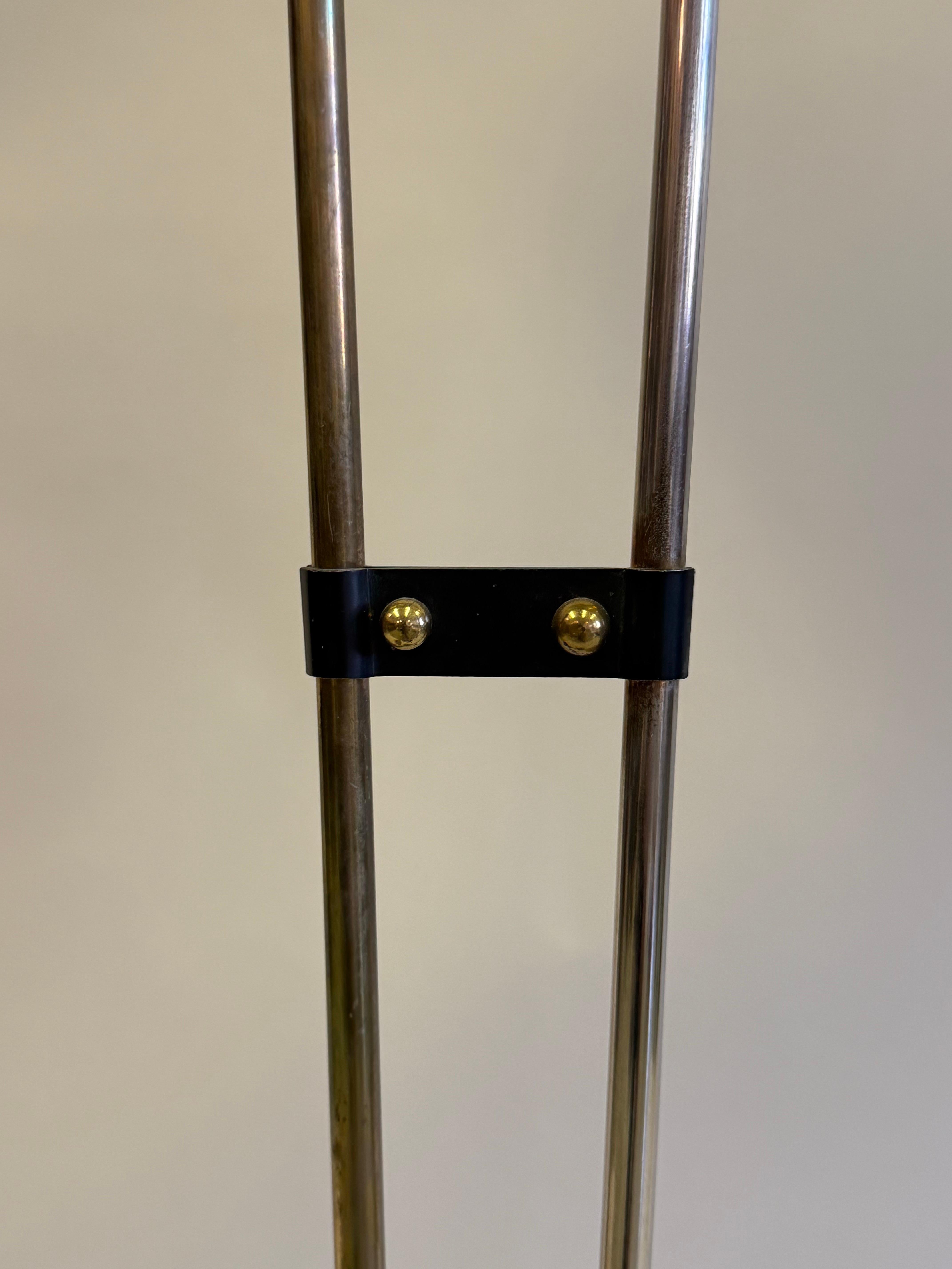 2 Lampade da terra europee della metà del secolo moderno / tardo Art Deco di Karl Hagenauer in vendita 8