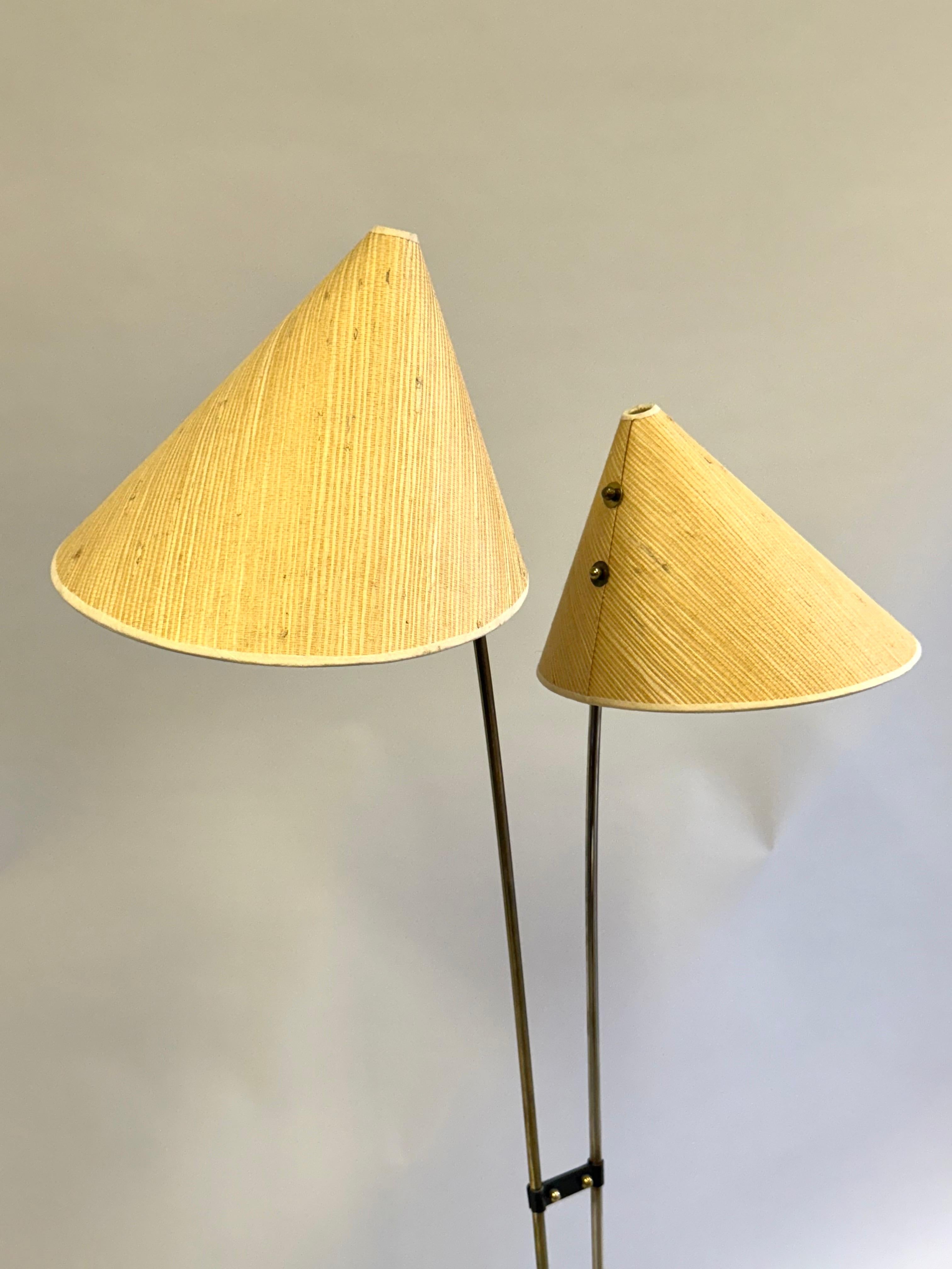 2 Lampade da terra europee della metà del secolo moderno / tardo Art Deco di Karl Hagenauer in vendita 1