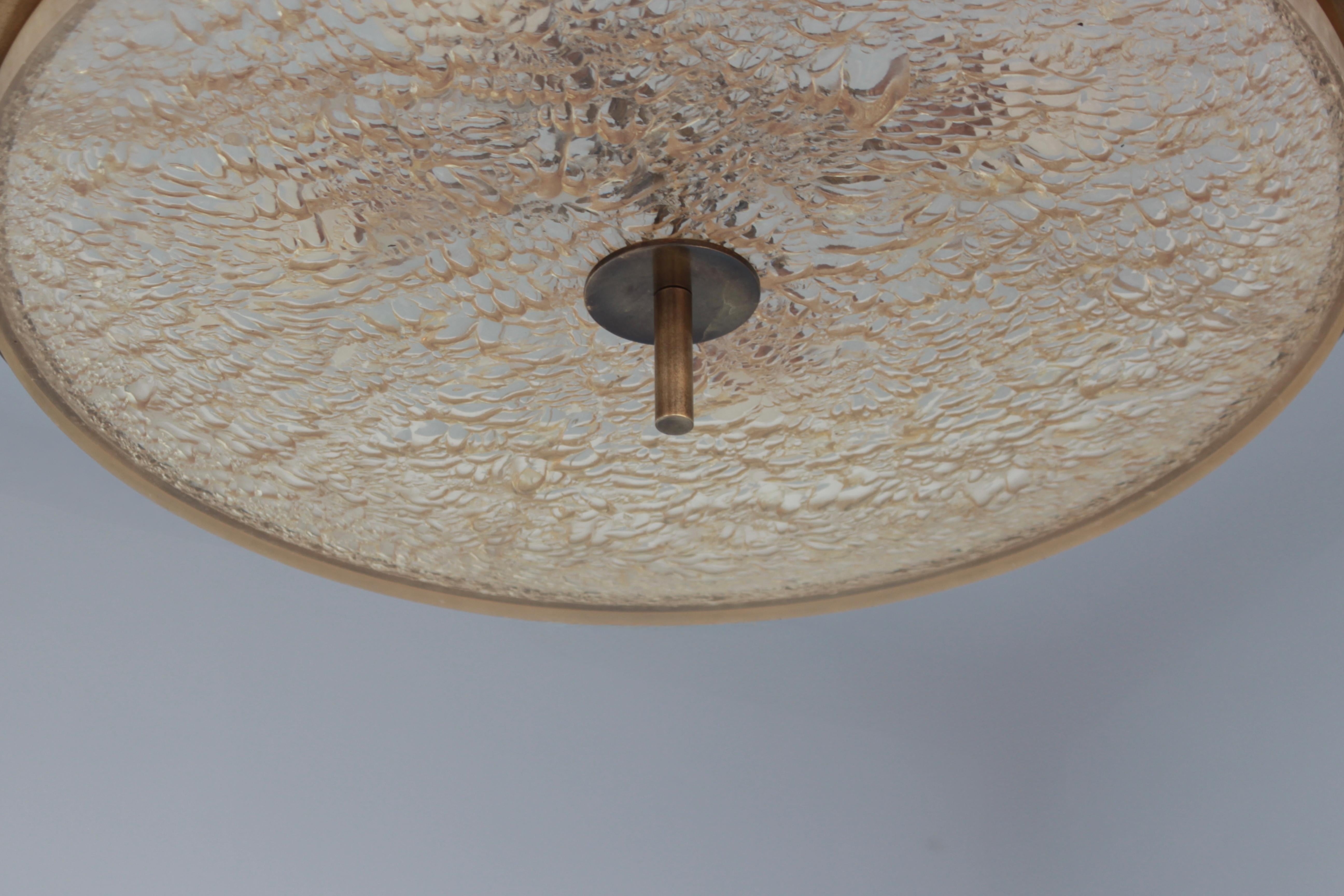 2 raffinati pendenti francesi degli anni '60 in Dallux, metallo e perspex in vendita 6