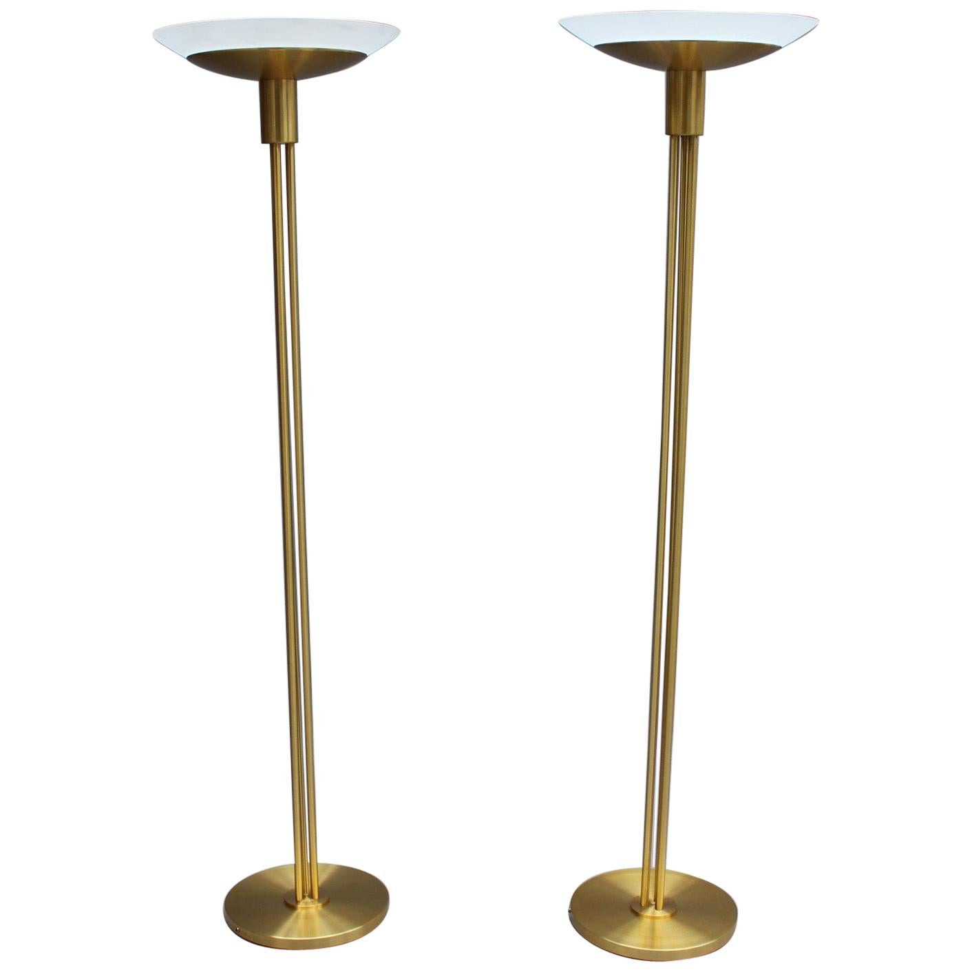 2 Lampadaires français en bronze et verre de style mi-siècle moderne par Perzel