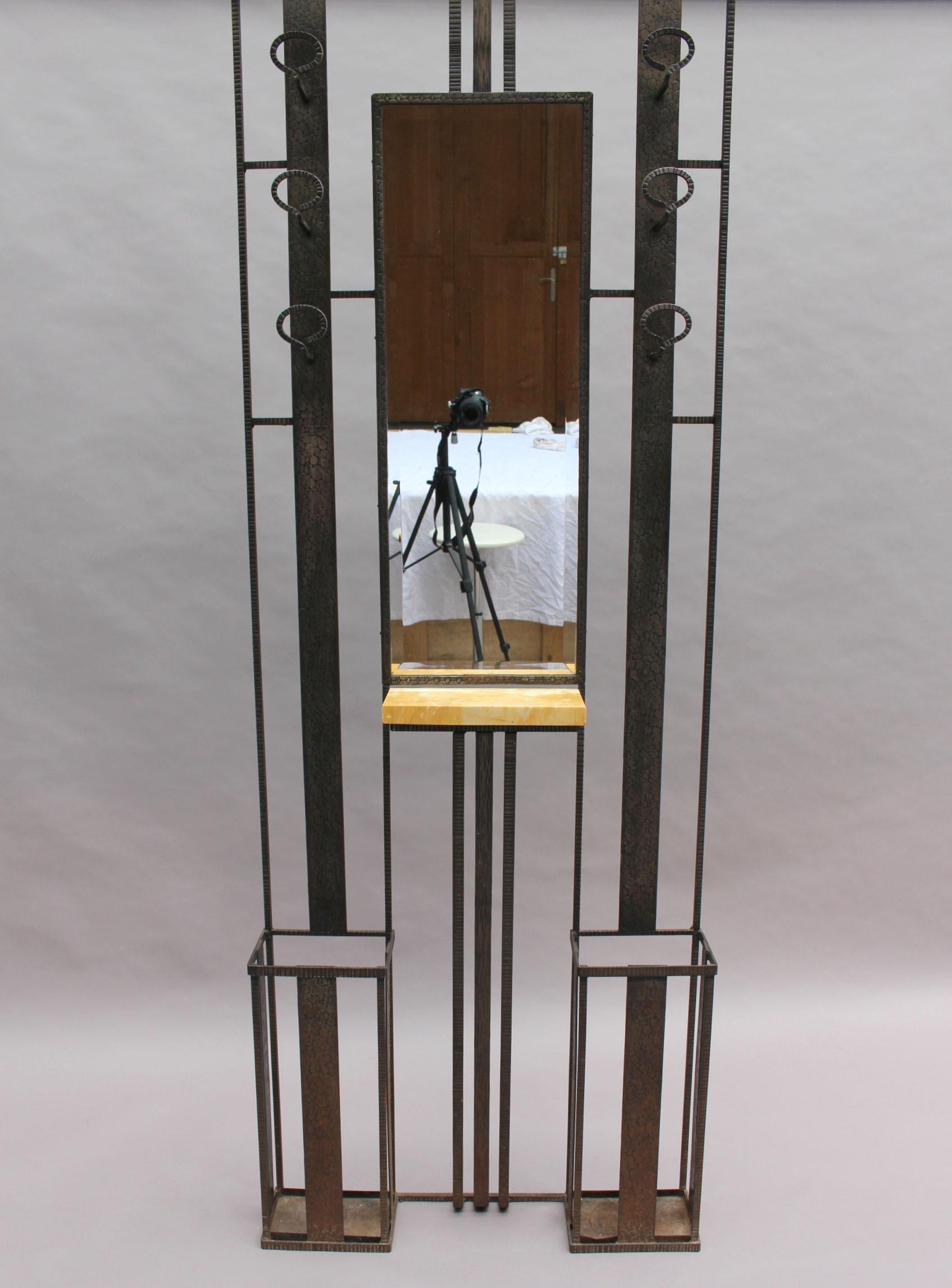 Fine French Art Deco Wrought Iron Coat Rack with an Umbrella and Hat Stand For Sale 2