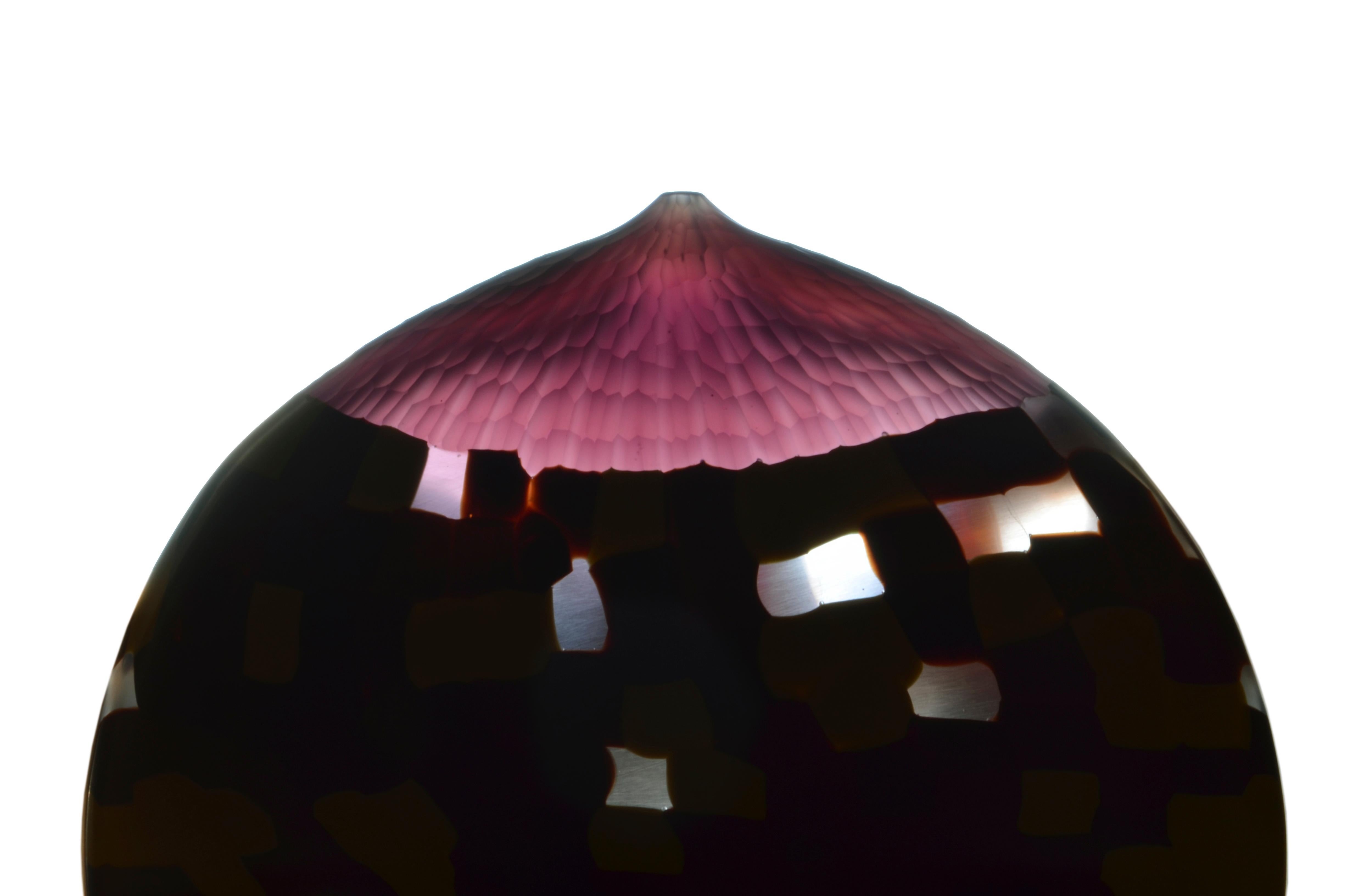 Verre Vase en verre de Murano soufflé à la main et taillé en Battuto par Andrea Zilio en vente