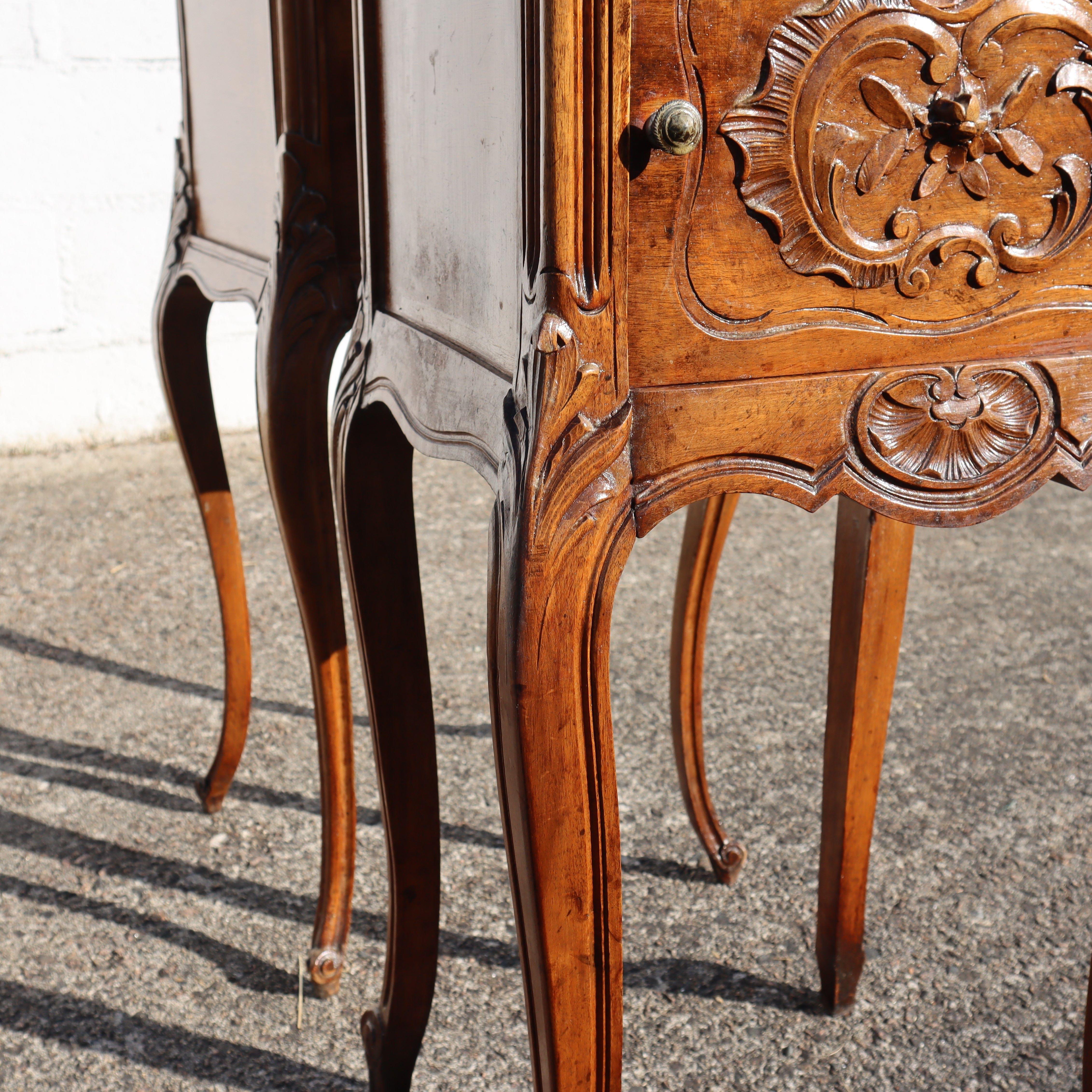 2 French antique Marble-Wood Nightstands - carved Bedside Tables Style Louis XV 4
