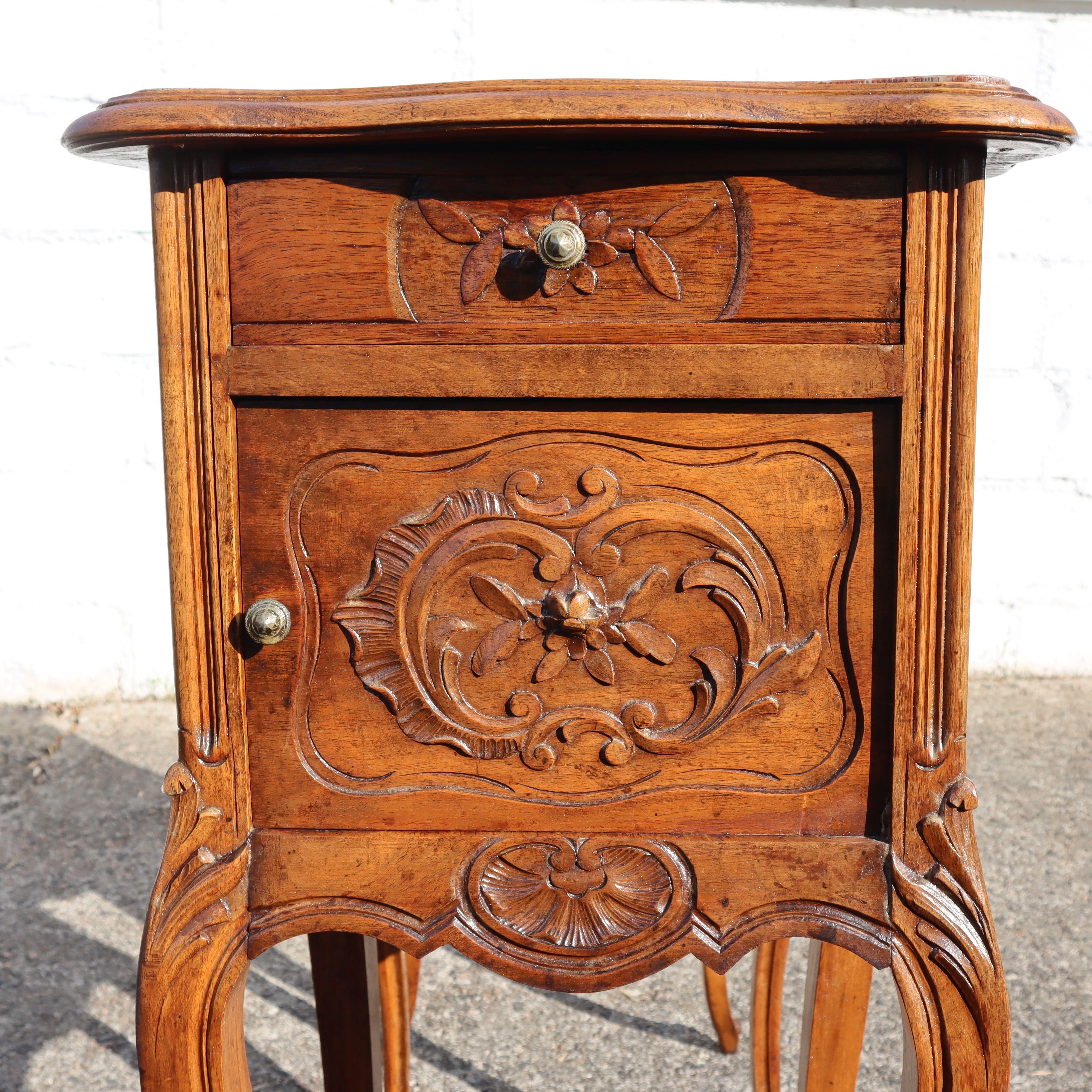 2 French antique Marble-Wood Nightstands - carved Bedside Tables Style Louis XV 5