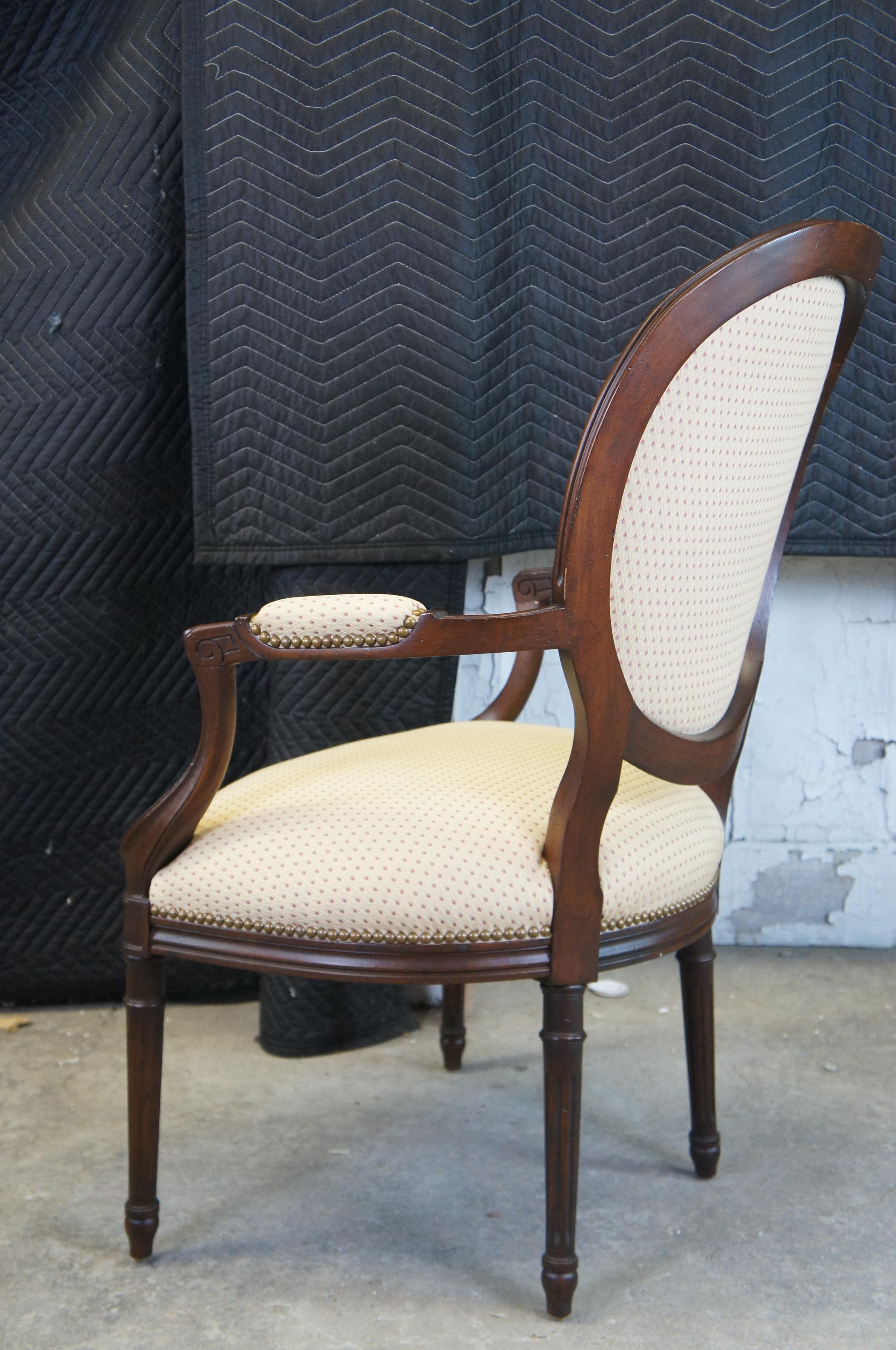 2 French Neoclassical George III Open Fauteuil Balloon Back Nailhead Arm Chairs  In Good Condition In Dayton, OH