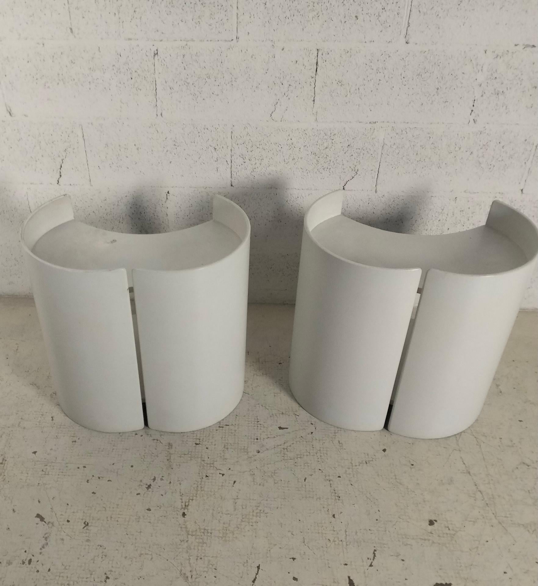 2 tables d'appoint en bois courbé Gea, tables de nuit par K. Takahama pour Simon 60s, 70s en vente 1