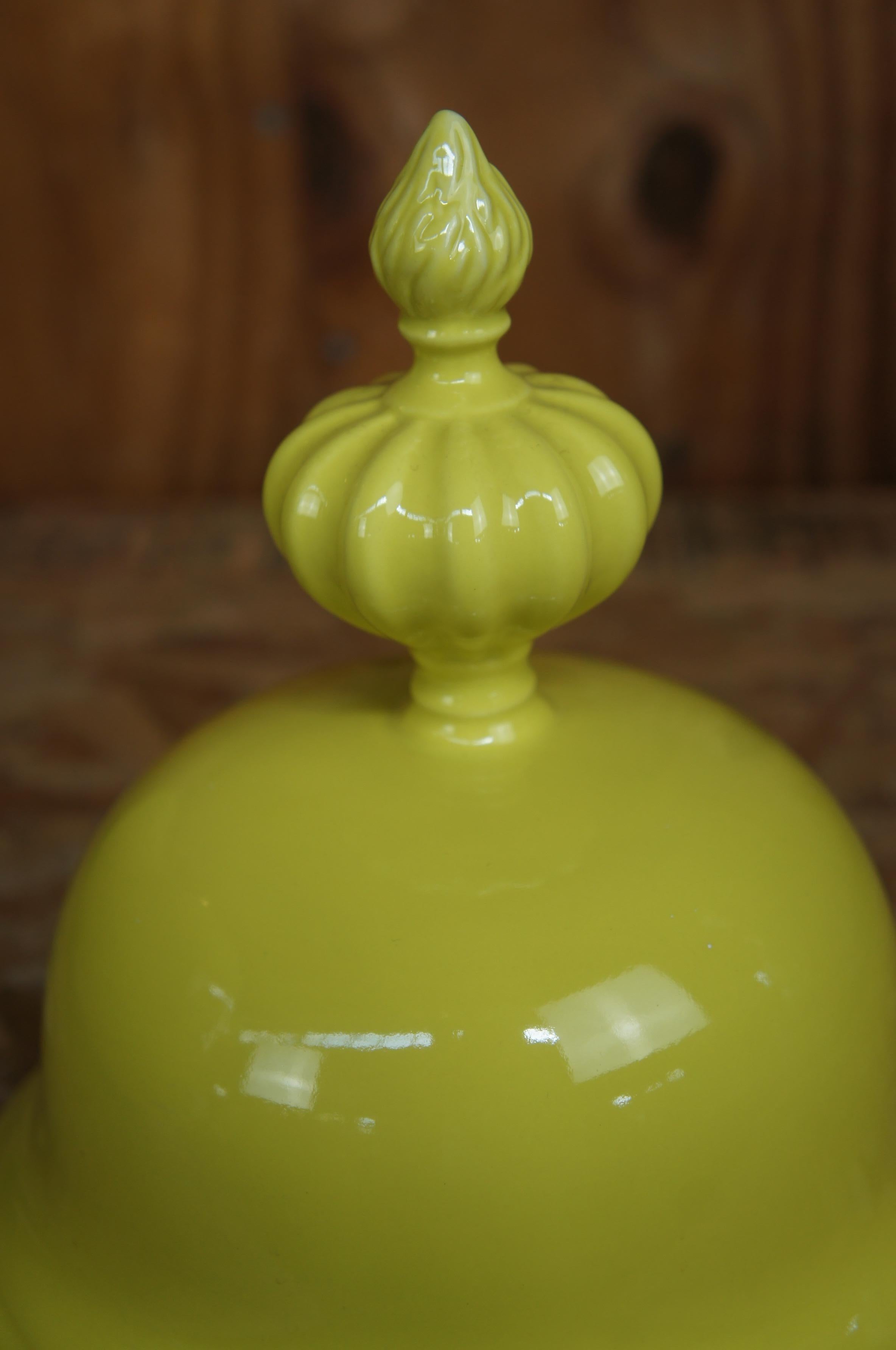 2 Global Views Colonial Williamsburg Beaufort Yellow Ginger Jars Urns Vase For Sale 1