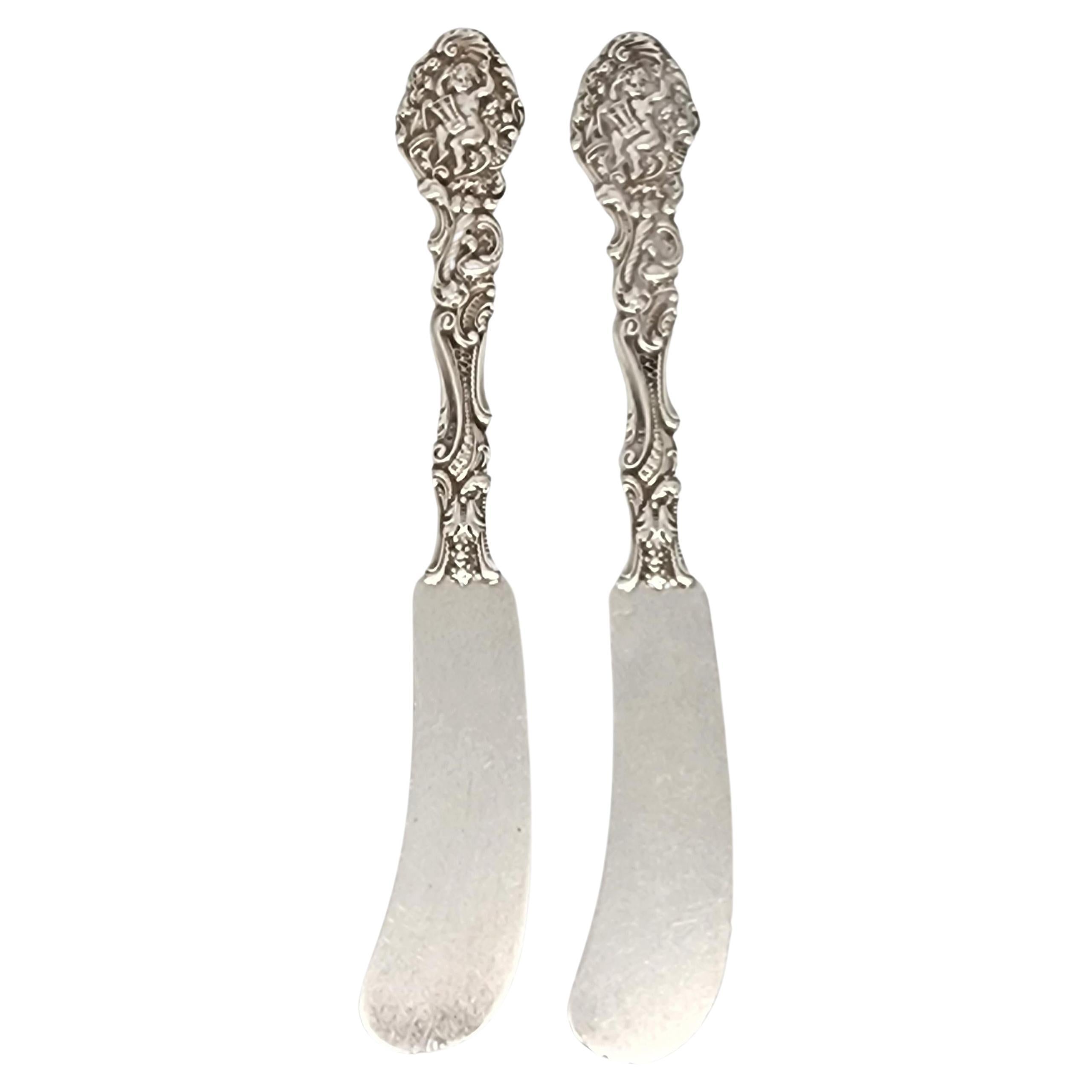 2 Gorham Versailles Sterling Silver Flat Handle Butter Spreaders w/Mono #17136 For Sale