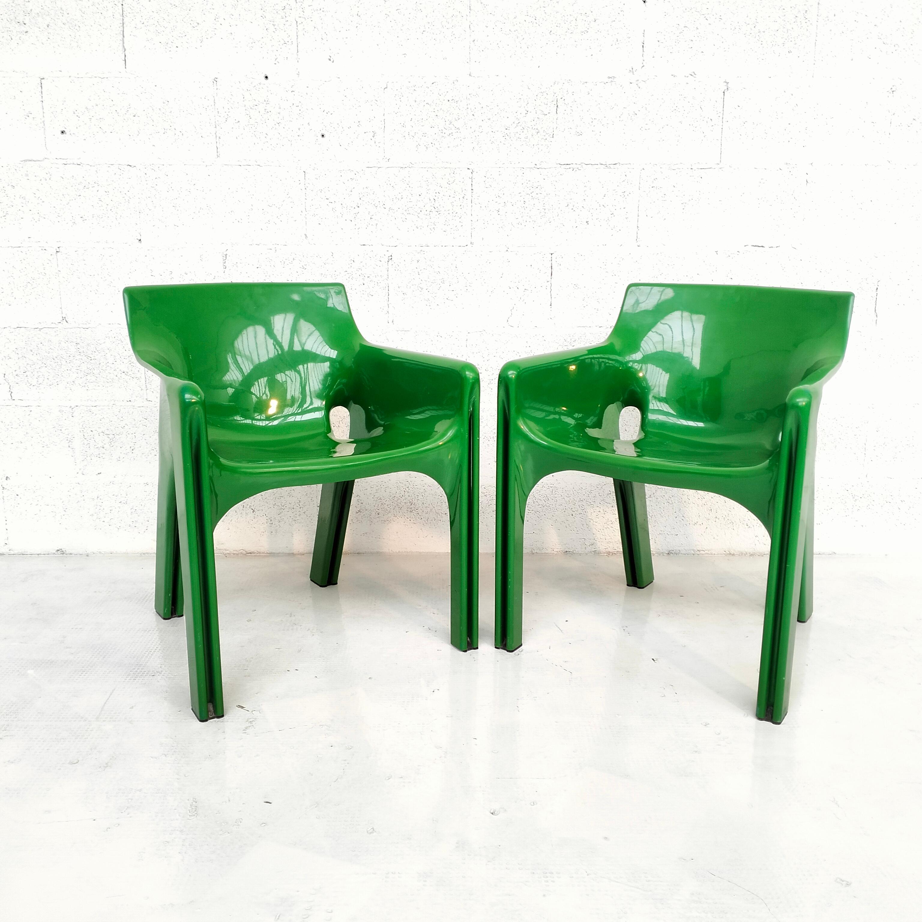 Late 20th Century 2 green Gaudì chairs by Vico Magistretti for Artemide 70s