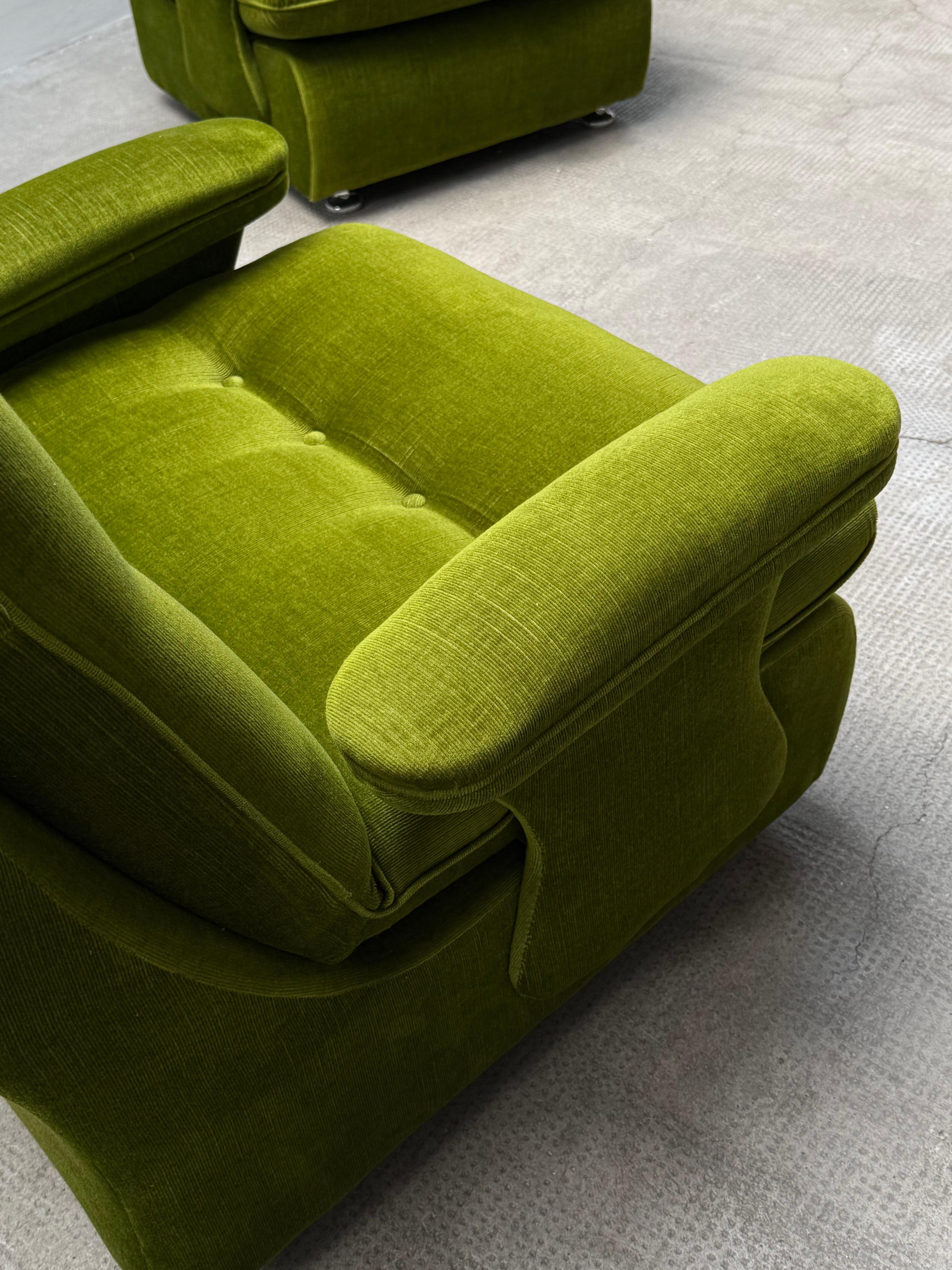 Late 20th Century 2 GREEN VELVET FUTURISM SPACE AGE ARMCHAIRS, GERMANY 1970s For Sale